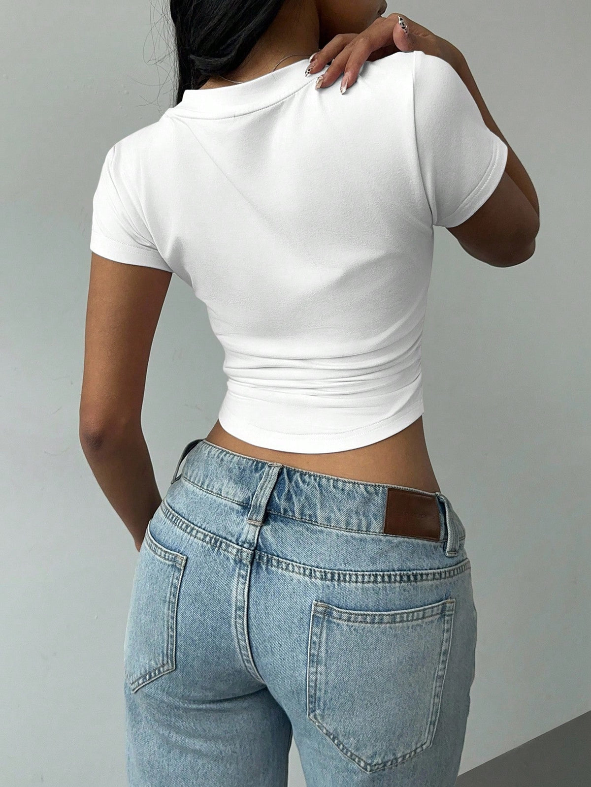 Women's Casual New York Graphic Ruched V-Neck Crop T-Shirt