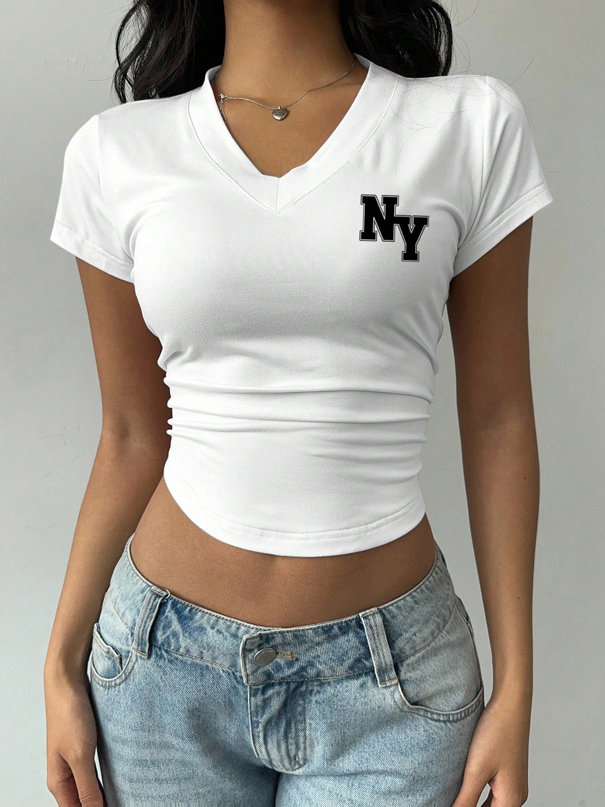 Women's Casual New York Graphic Ruched V-Neck Crop T-Shirt