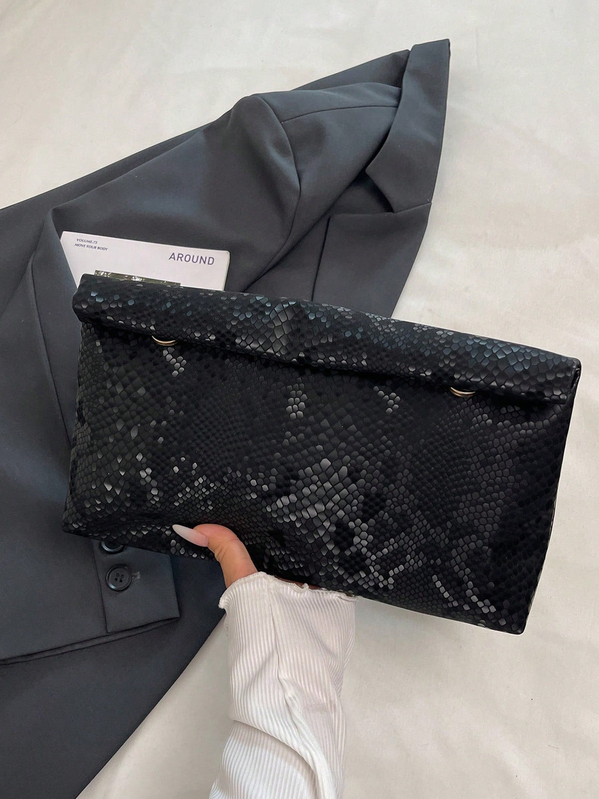 Women's Solid Color Flap Magnetic Closure Square Evening Bag