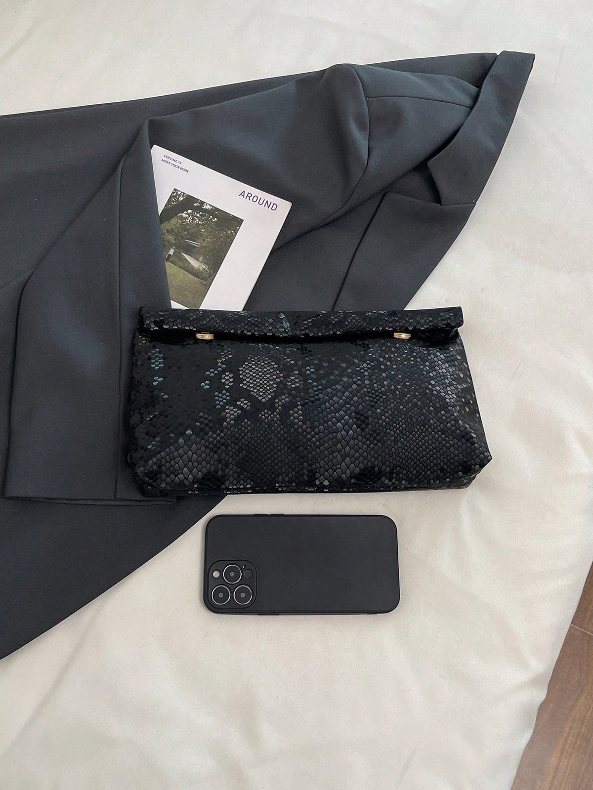 Women's Solid Color Flap Magnetic Closure Square Evening Bag