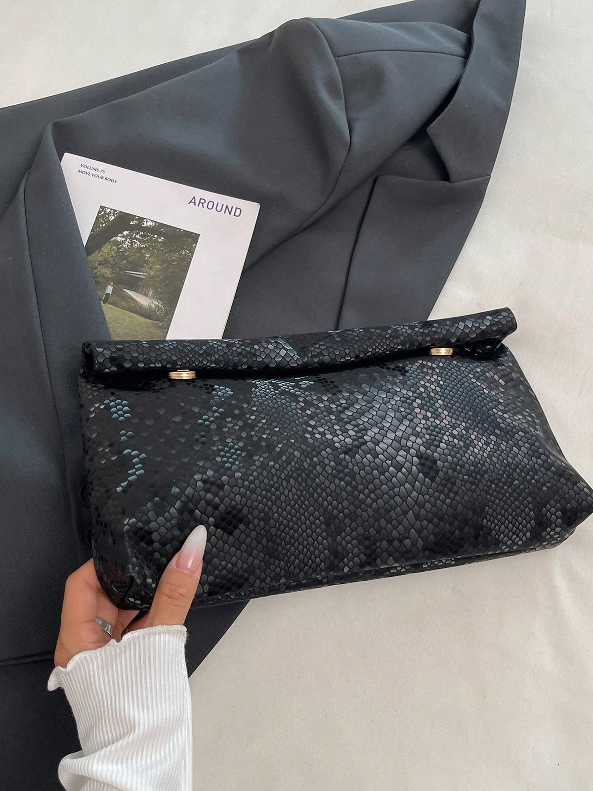 Women's Solid Color Flap Magnetic Closure Square Evening Bag