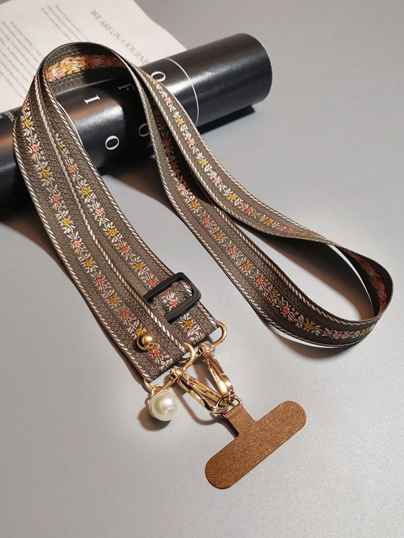 Cute Floral Crossbody Phone Lanyard Rope with Pearl Pendant