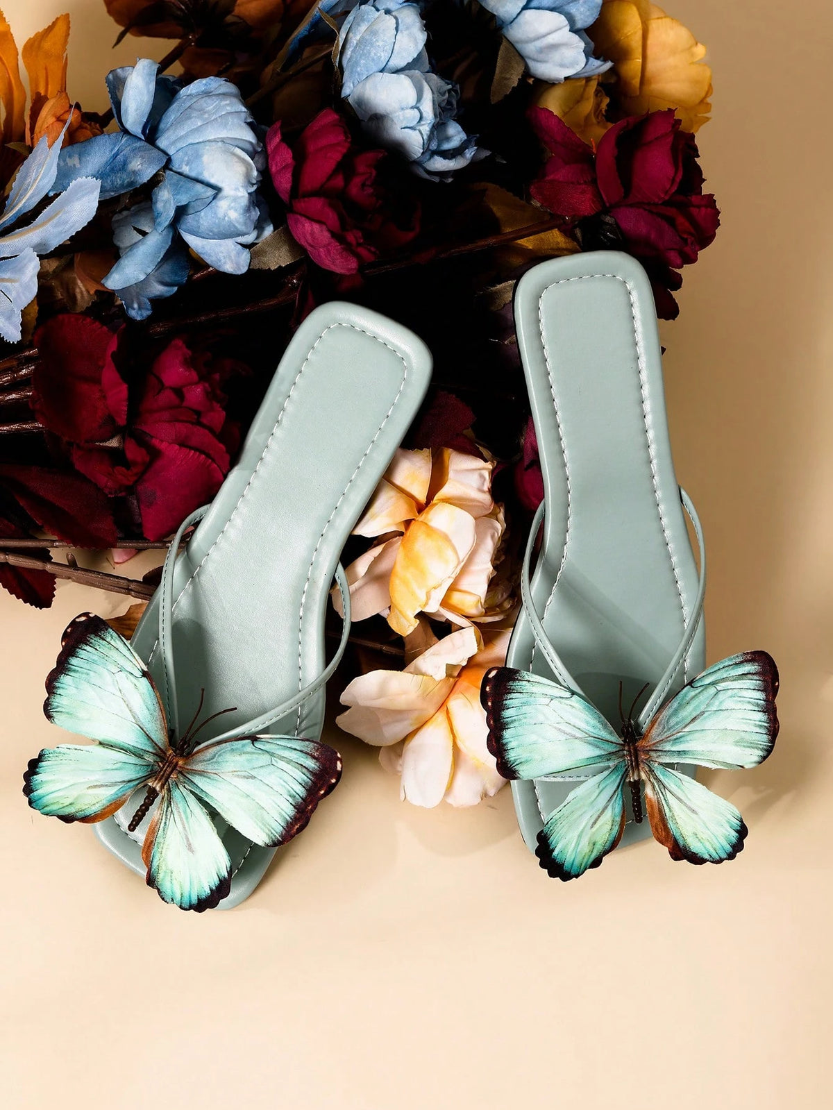Women's Bohemian Floral Butterfly Flat Sandals