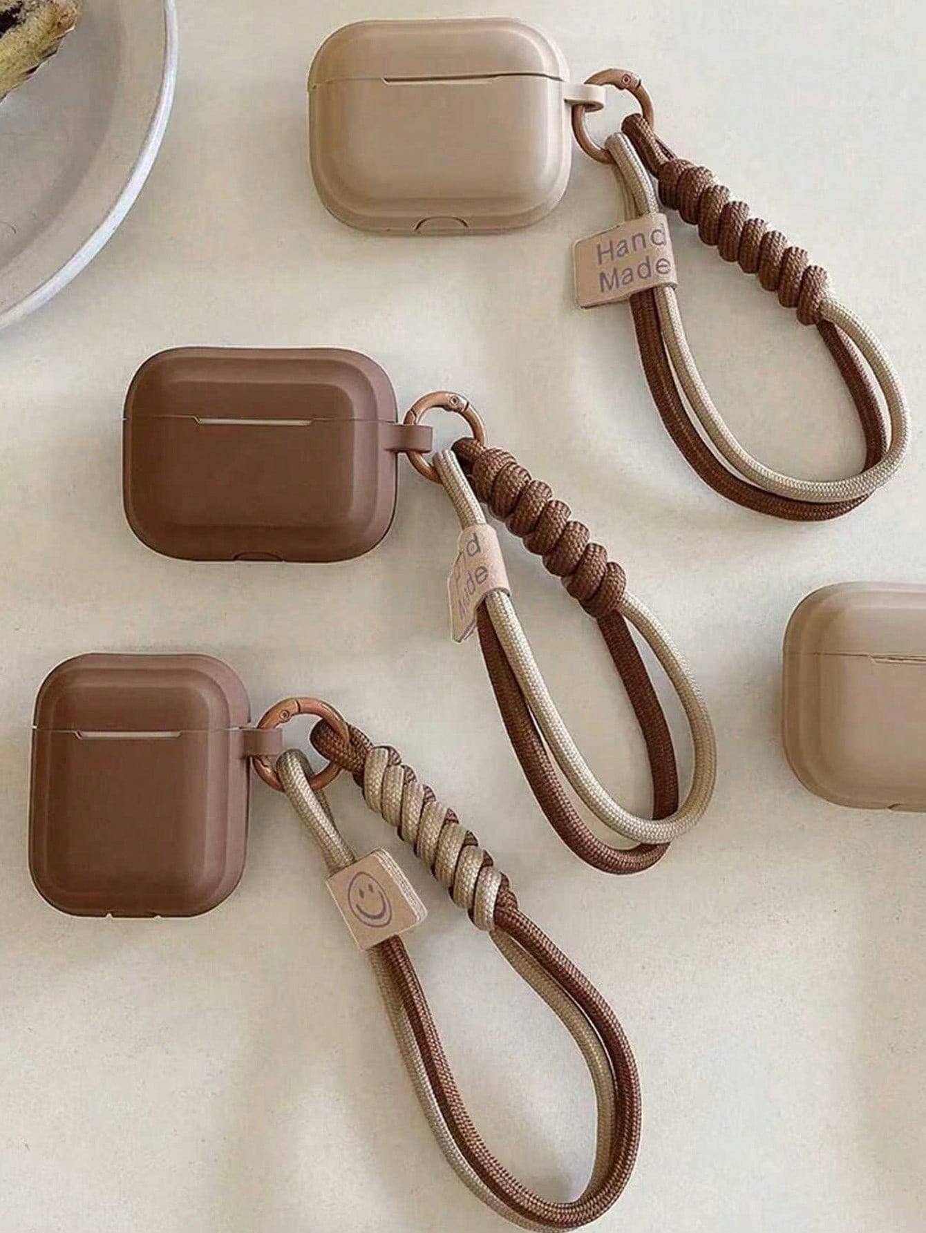 Silicone Protective Earphone Case with Lanyard for AirPods