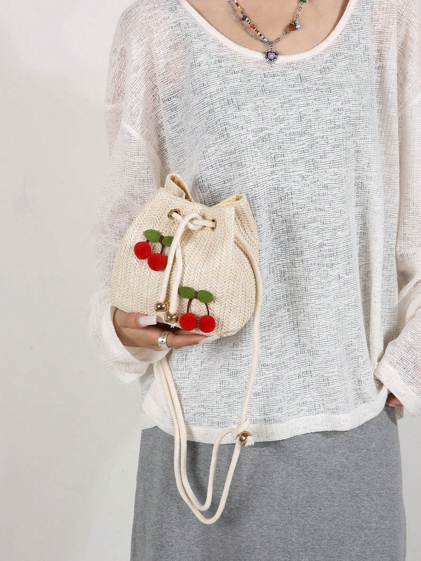 Women's Fashion Strawberry Applique Drawstring Straw Crossbody Bucket Bag
