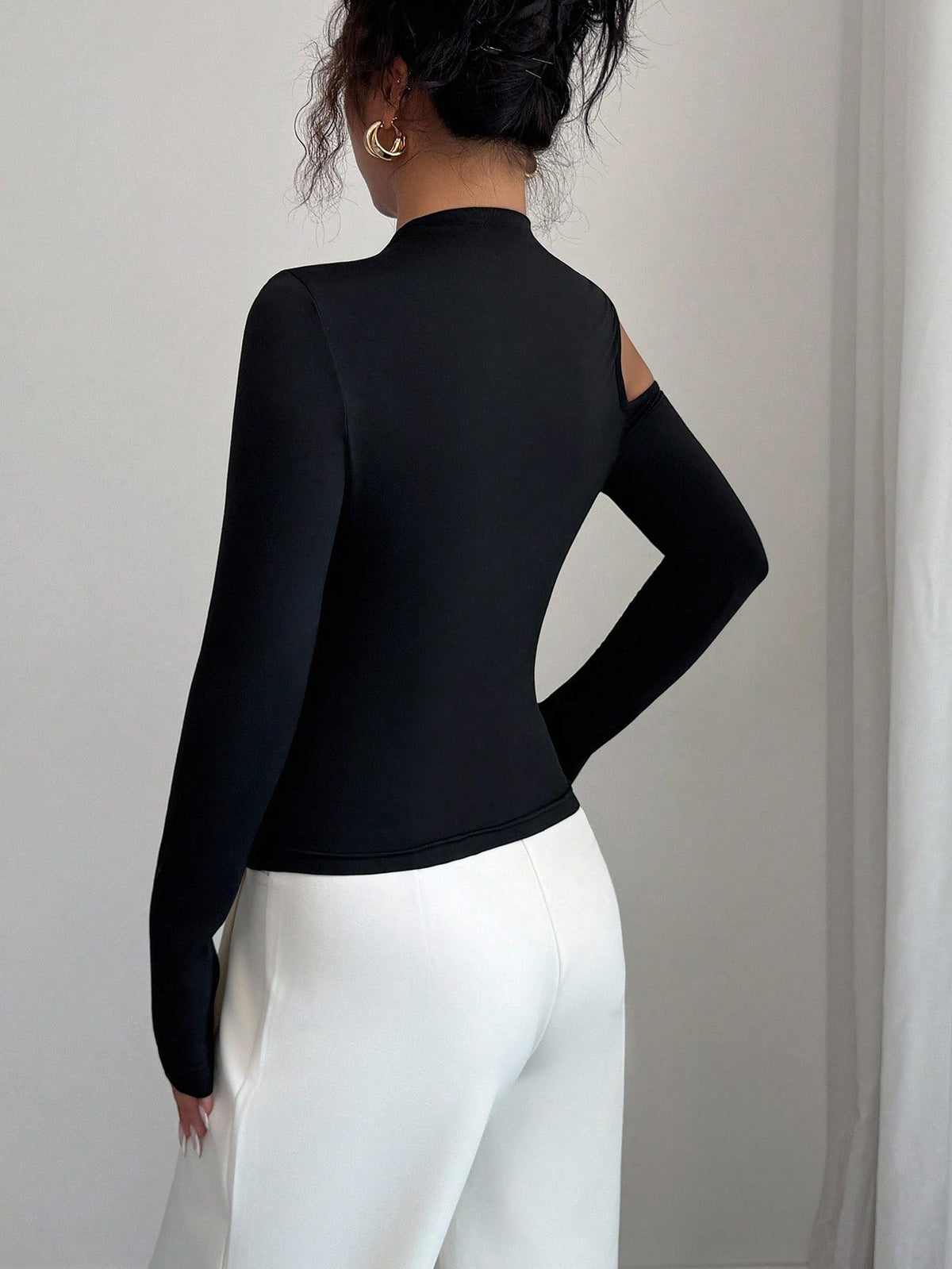 Women's Plus Size Hollow Out Shoulder Metallic Long Sleeve T-Shirt