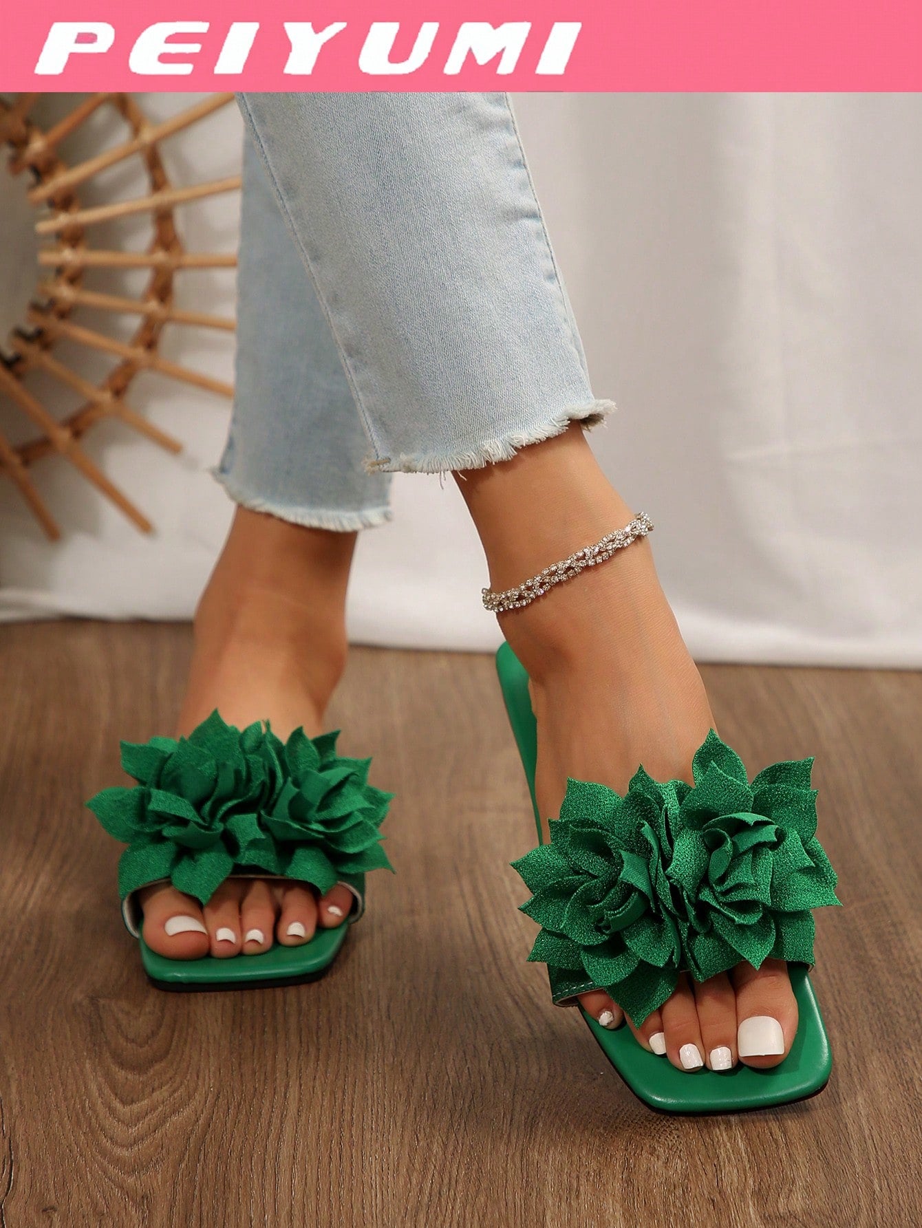 Women's Flower Decor Non-Slip Flat Slide Sandals