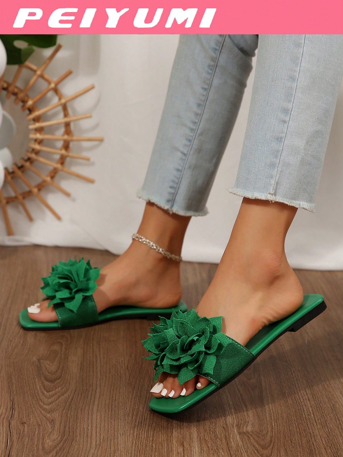Women's Flower Decor Non-Slip Flat Slide Sandals