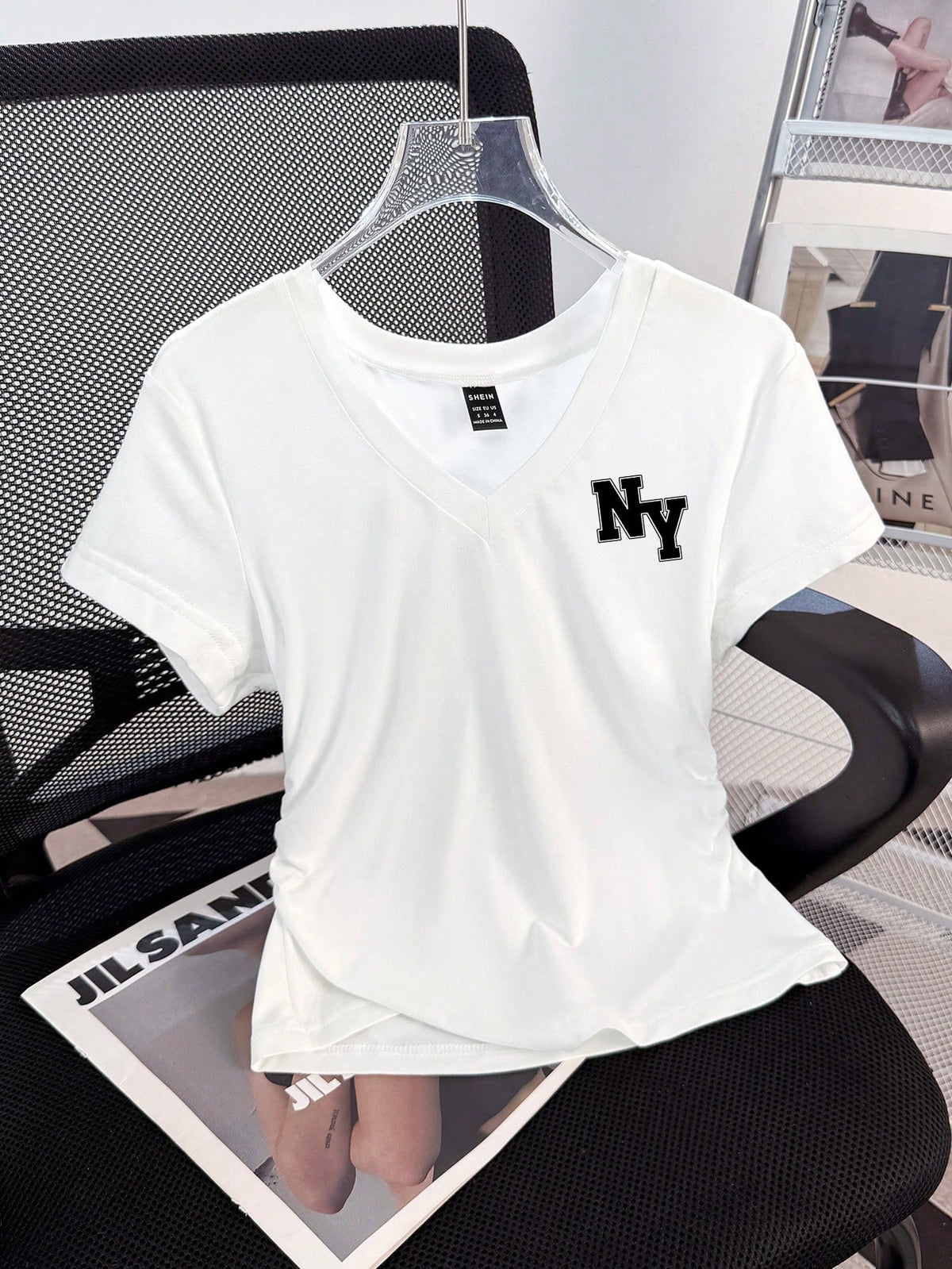 Women's Casual New York Graphic Ruched V-Neck Crop T-Shirt