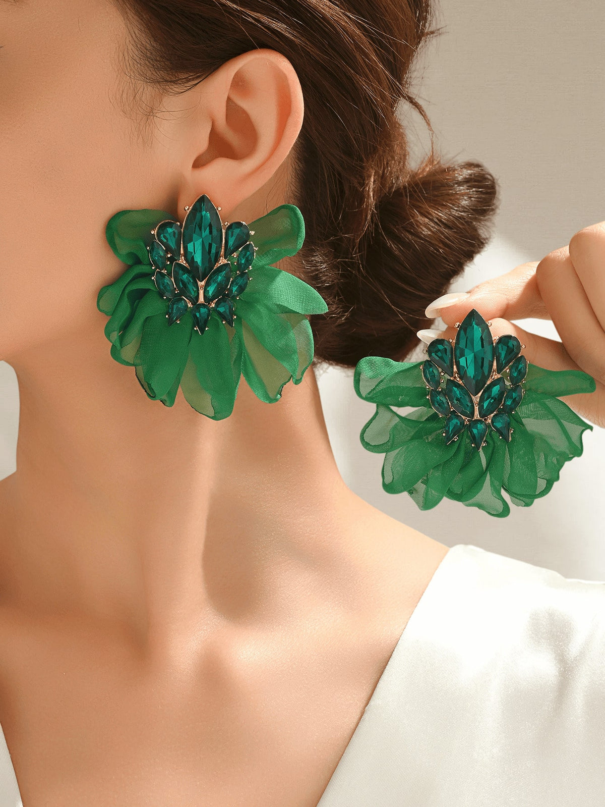 Women's Exaggerated Colorful Fabric Flower Stud Earrings