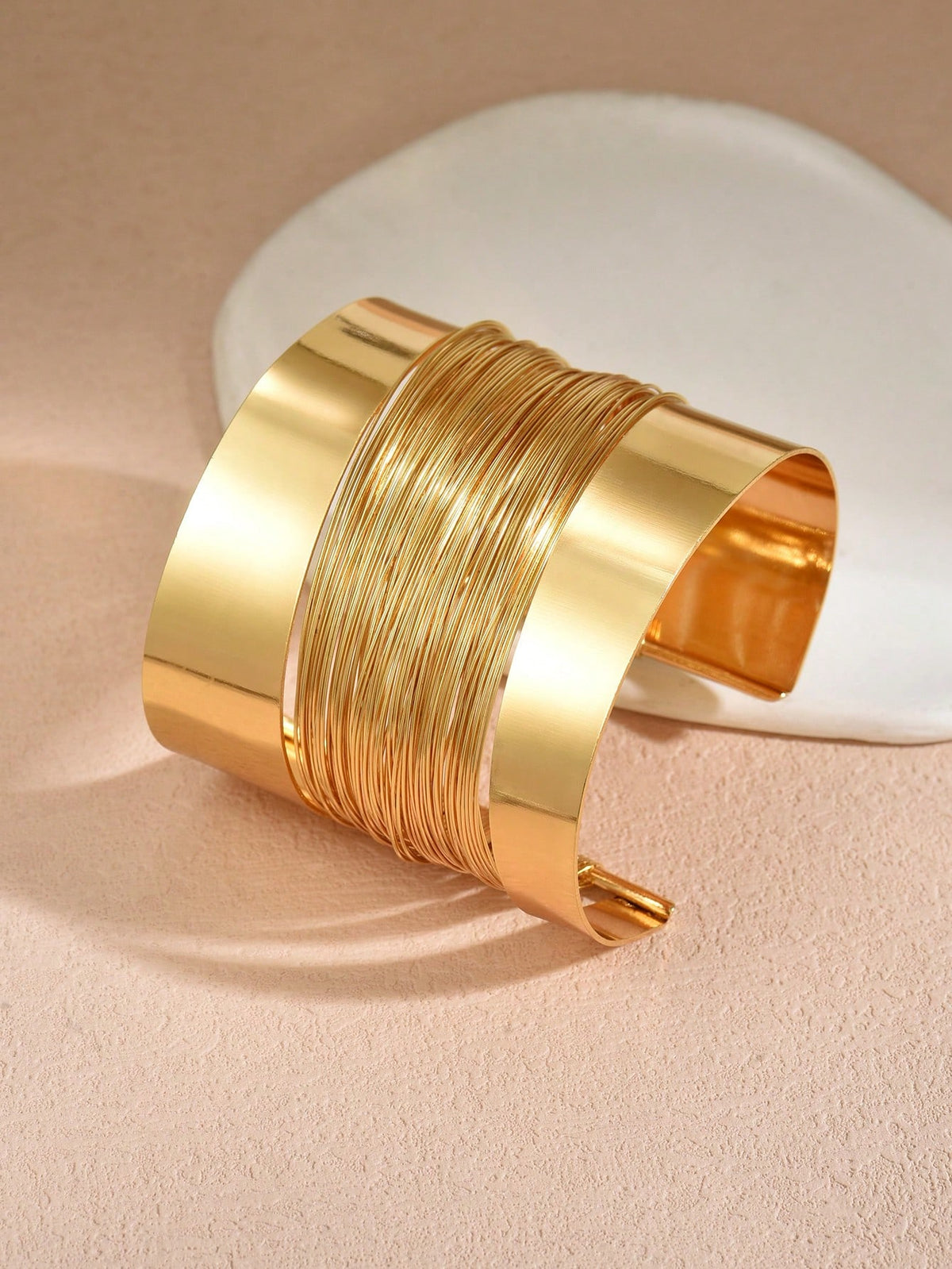 Women's Minimalist Elegant Metal Cuff Bracelet