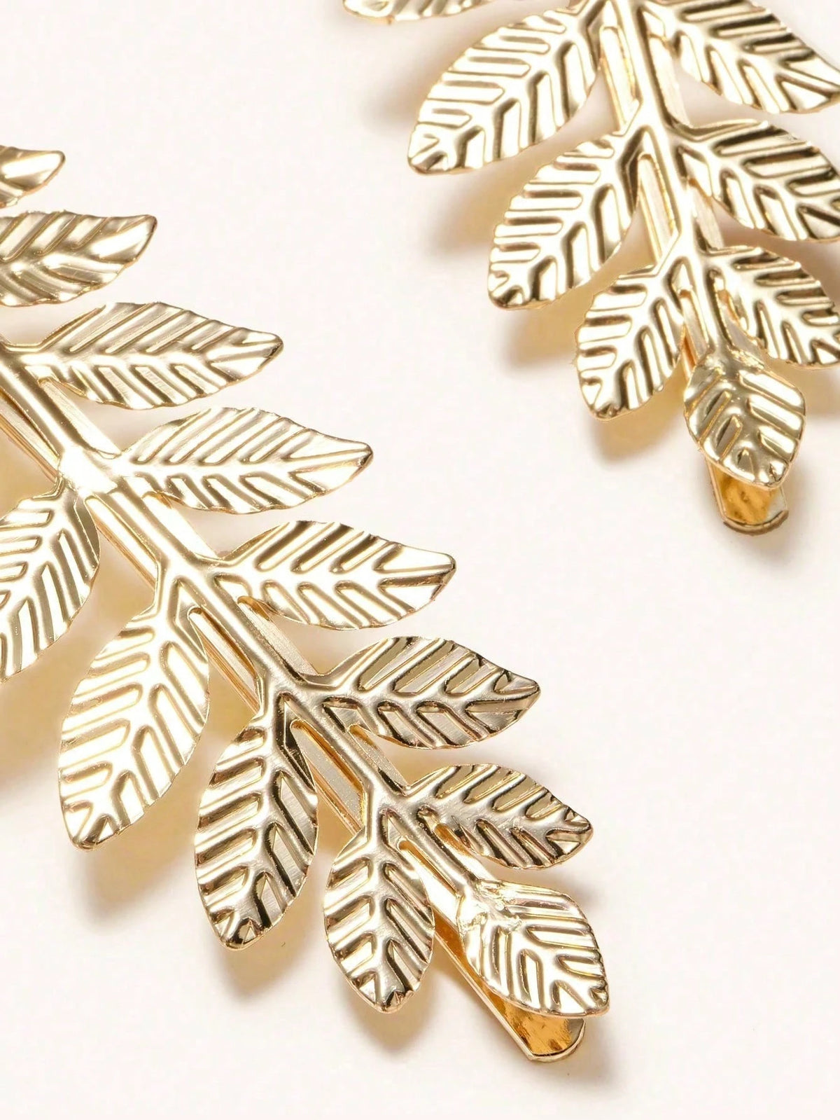 Women's Elegant Metal Leaf Hair Clip Set