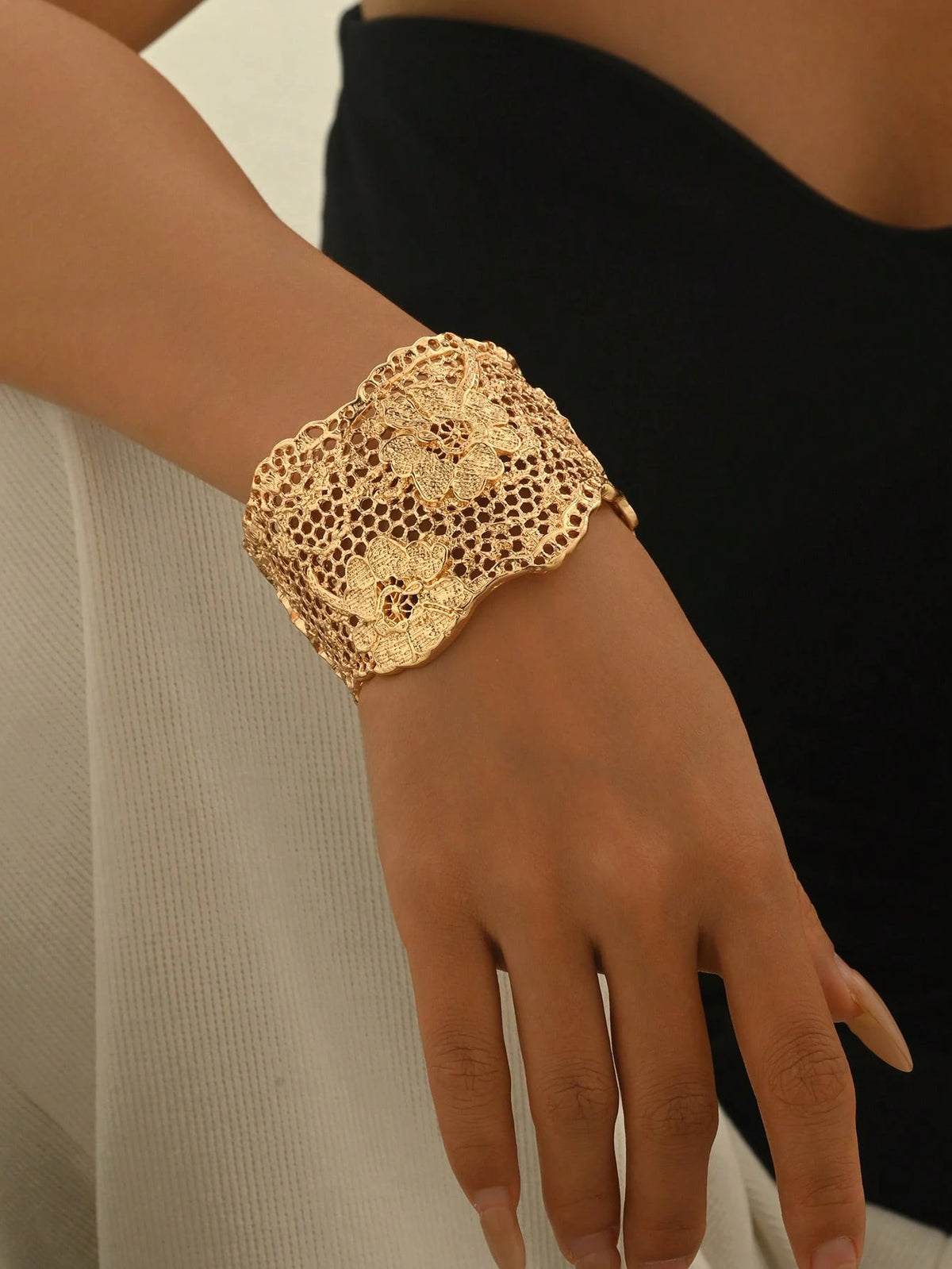 Women's Vintage Floral Hollow Metal Wide Bangle Bracelet