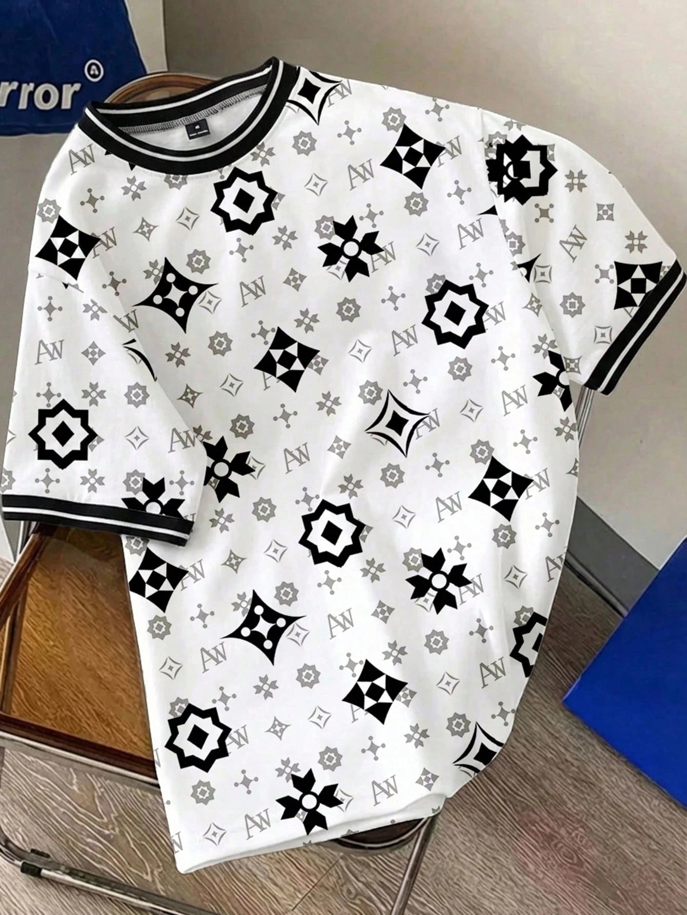 Men's Casual Printed Round Neck Knitted Cuff T-Shirt