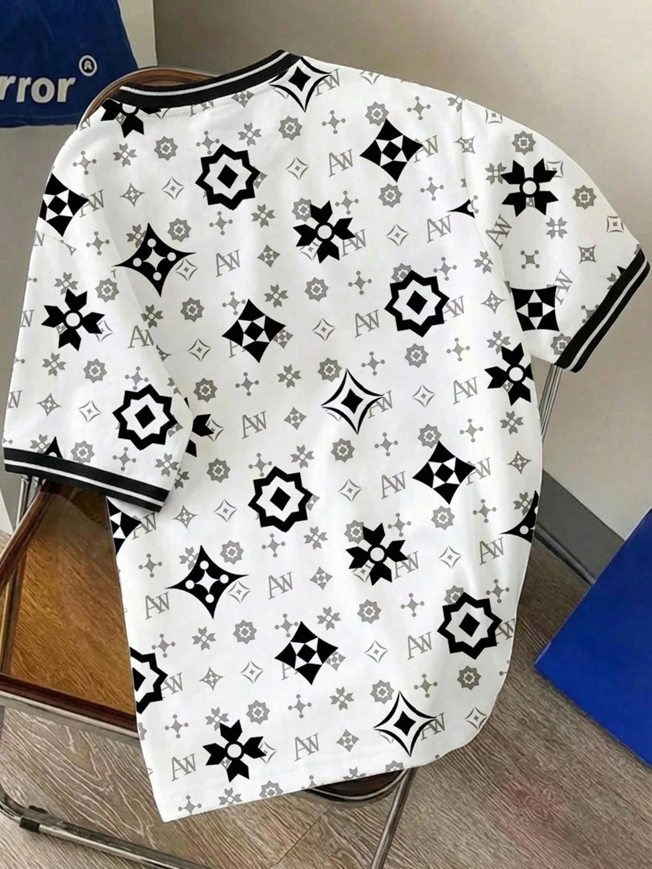 Men's Casual Printed Round Neck Knitted Cuff T-Shirt