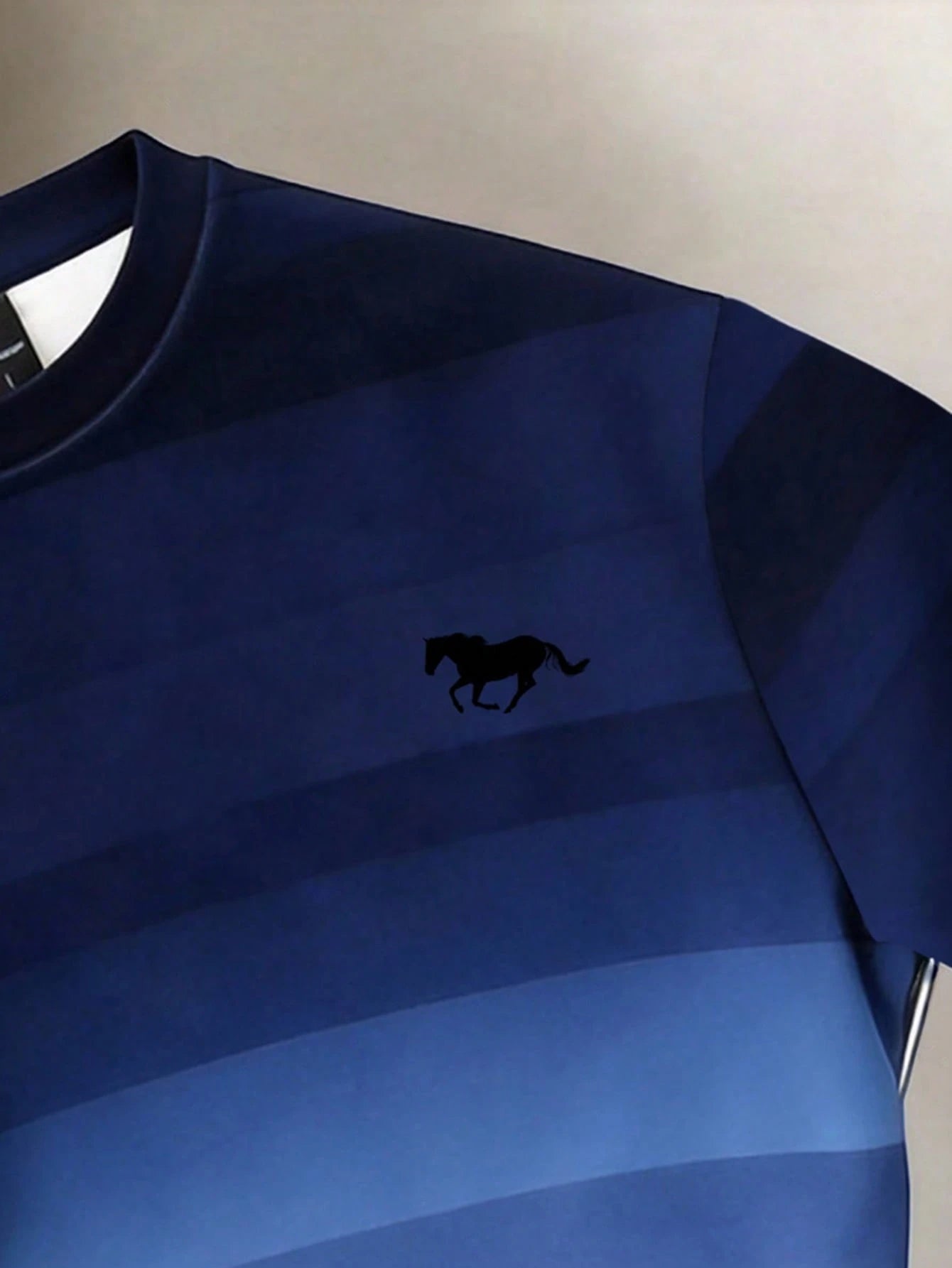 Men's Casual Blue Ombre Round Neck Short Sleeve T-Shirt