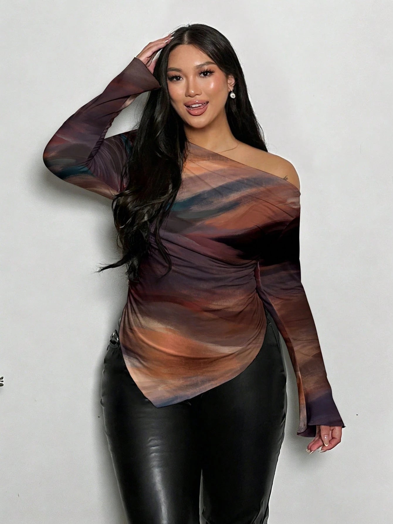 Women's Plus Size Tie-Dye Asymmetric Neck Long Sleeve Top