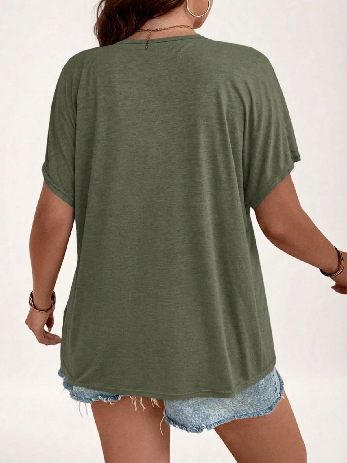 Women's Plus Size Solid Color V-Neck Lace Raglan Sleeve T-Shirt Olive Green