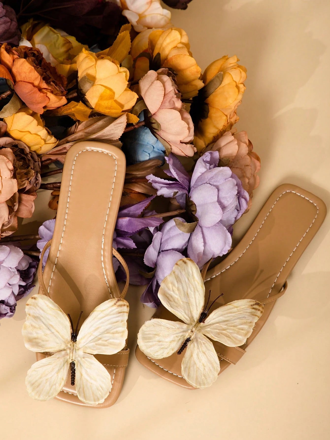 Women's Bohemian Floral Butterfly Decor Flat Slide Sandals