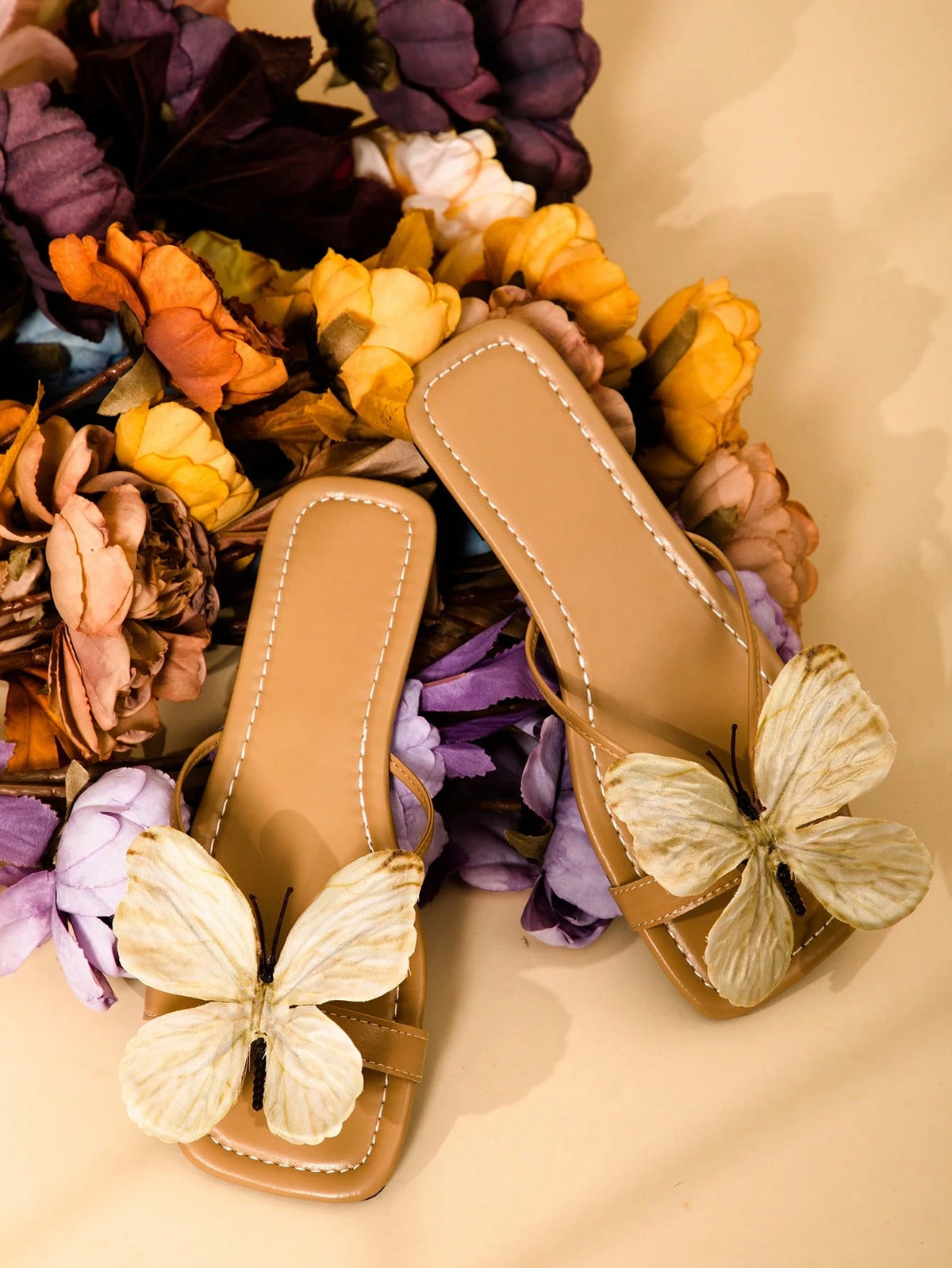 Women's Bohemian Floral Butterfly Decor Flat Slide Sandals