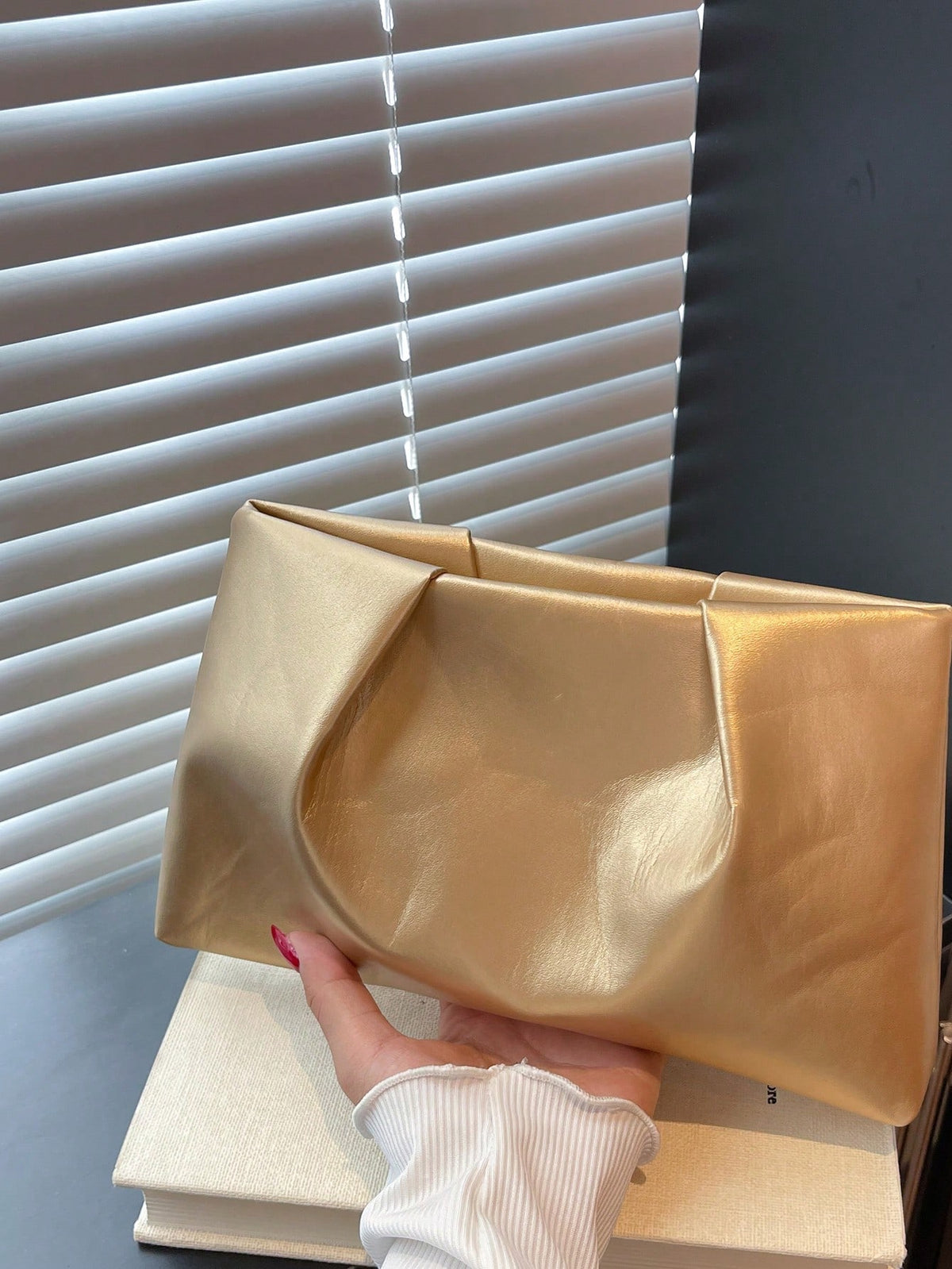 Women's Fashion Solid Pleated Envelope Clutch Bag