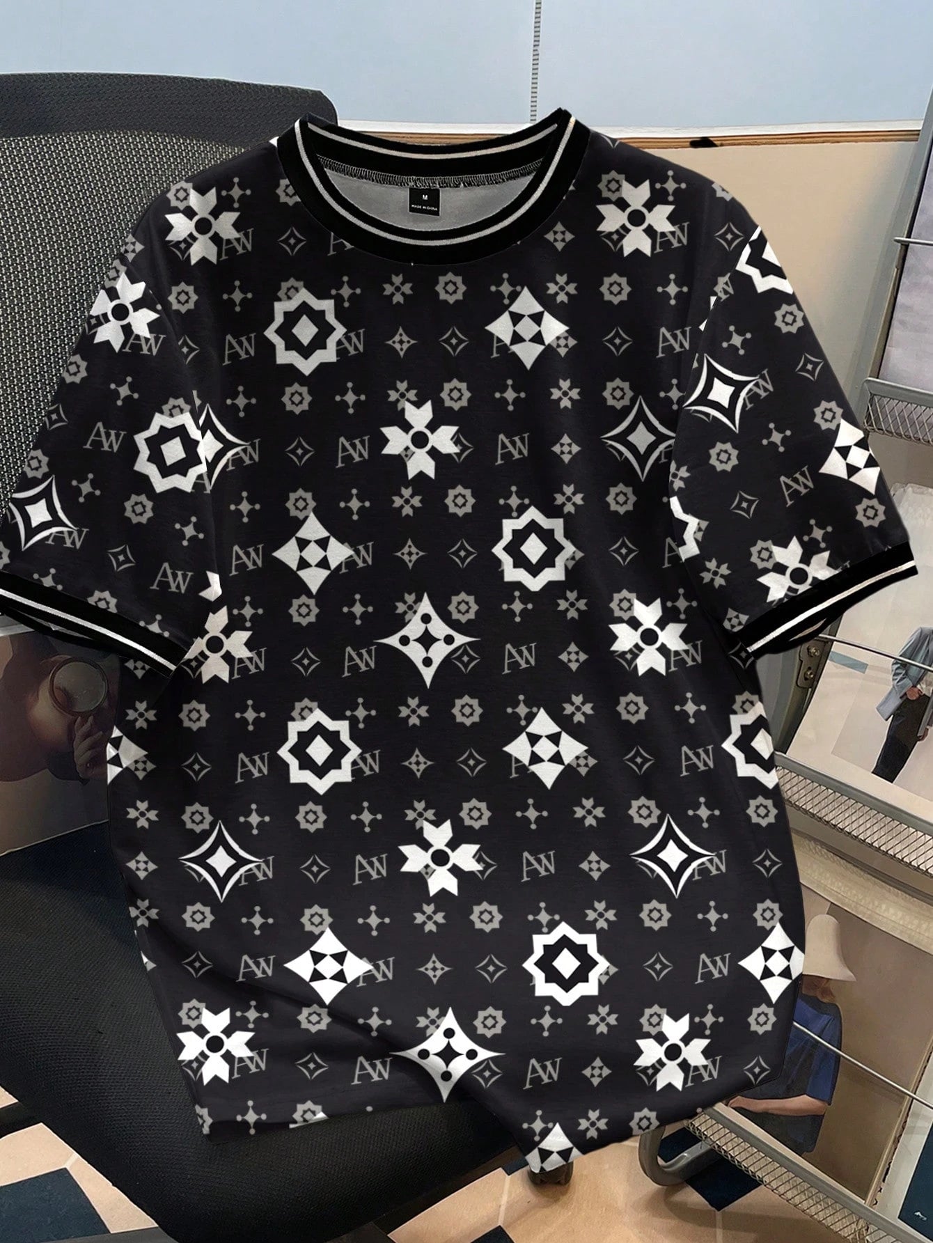 Daypath Men's All-Over Print Crew Neck Knitted T-Shirt Black