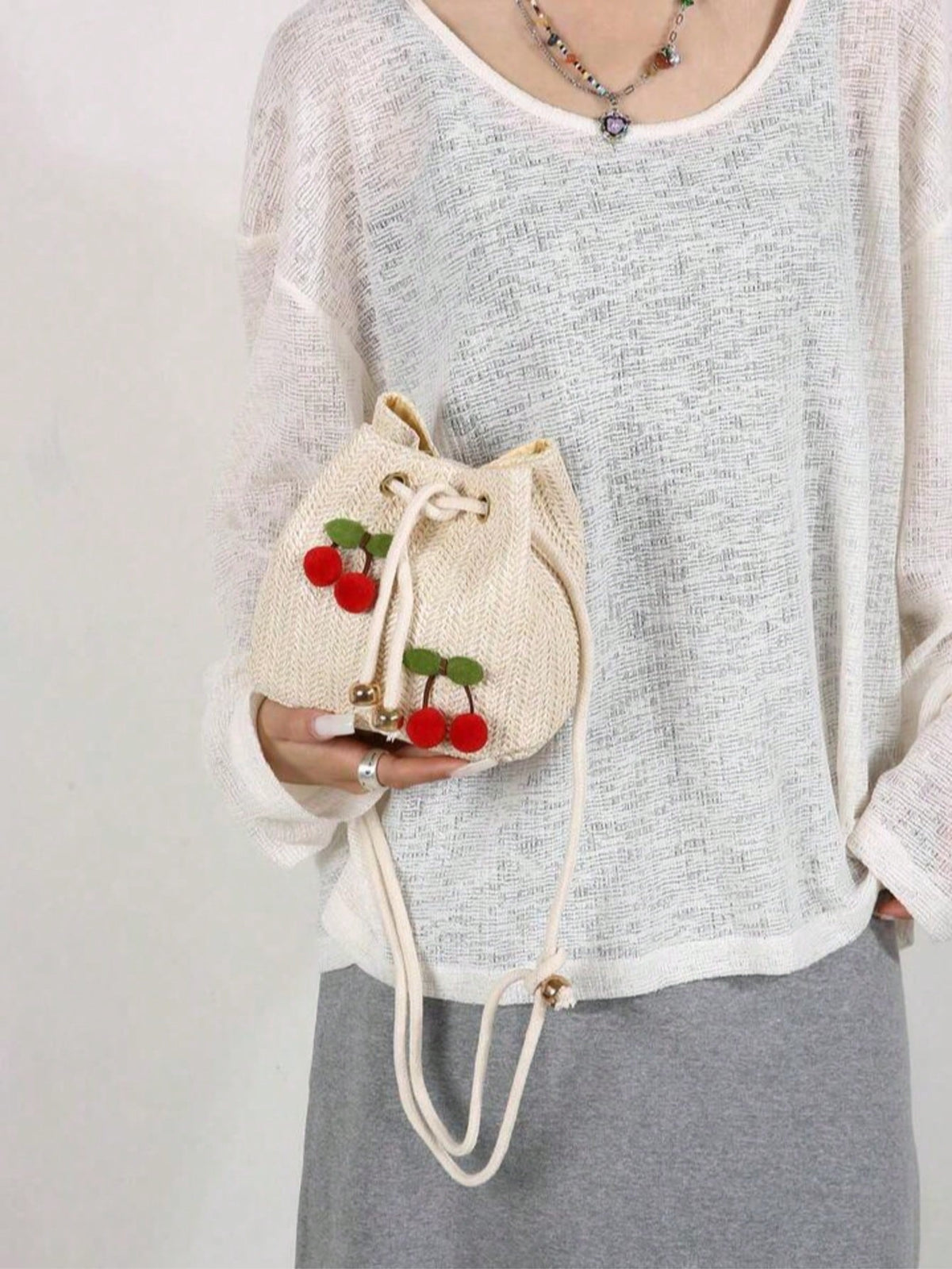 Women's Strawberry Straw Woven Drawstring Bucket Shoulder Bag