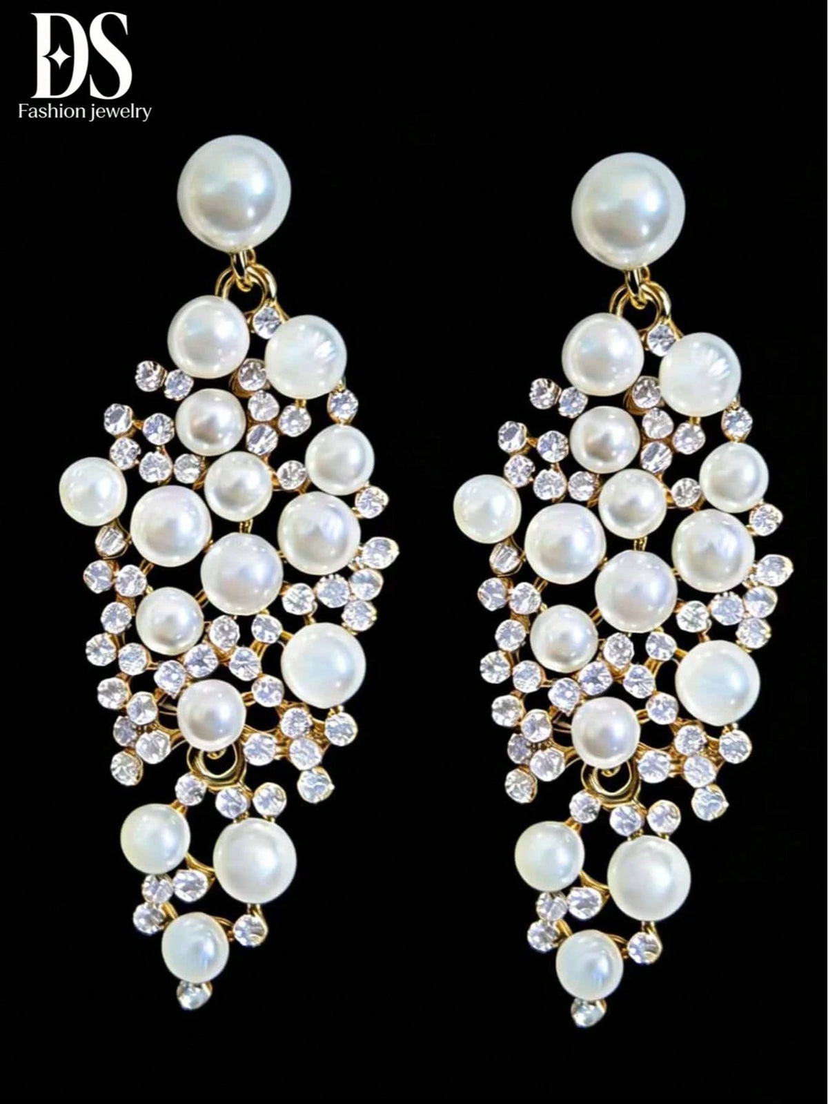 Women's Elegant Faux Pearl Crystal Drop Earrings