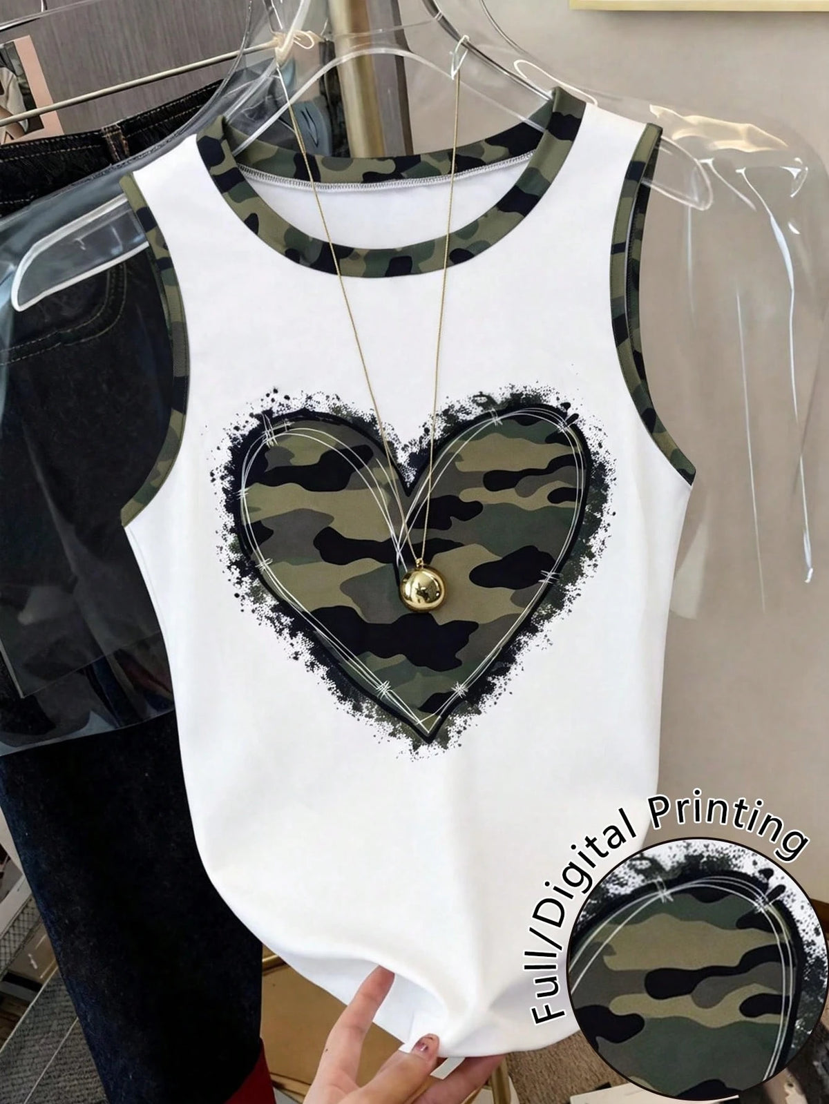 Women's Round Neck Heart Print Casual Versatile Daily Wear Top