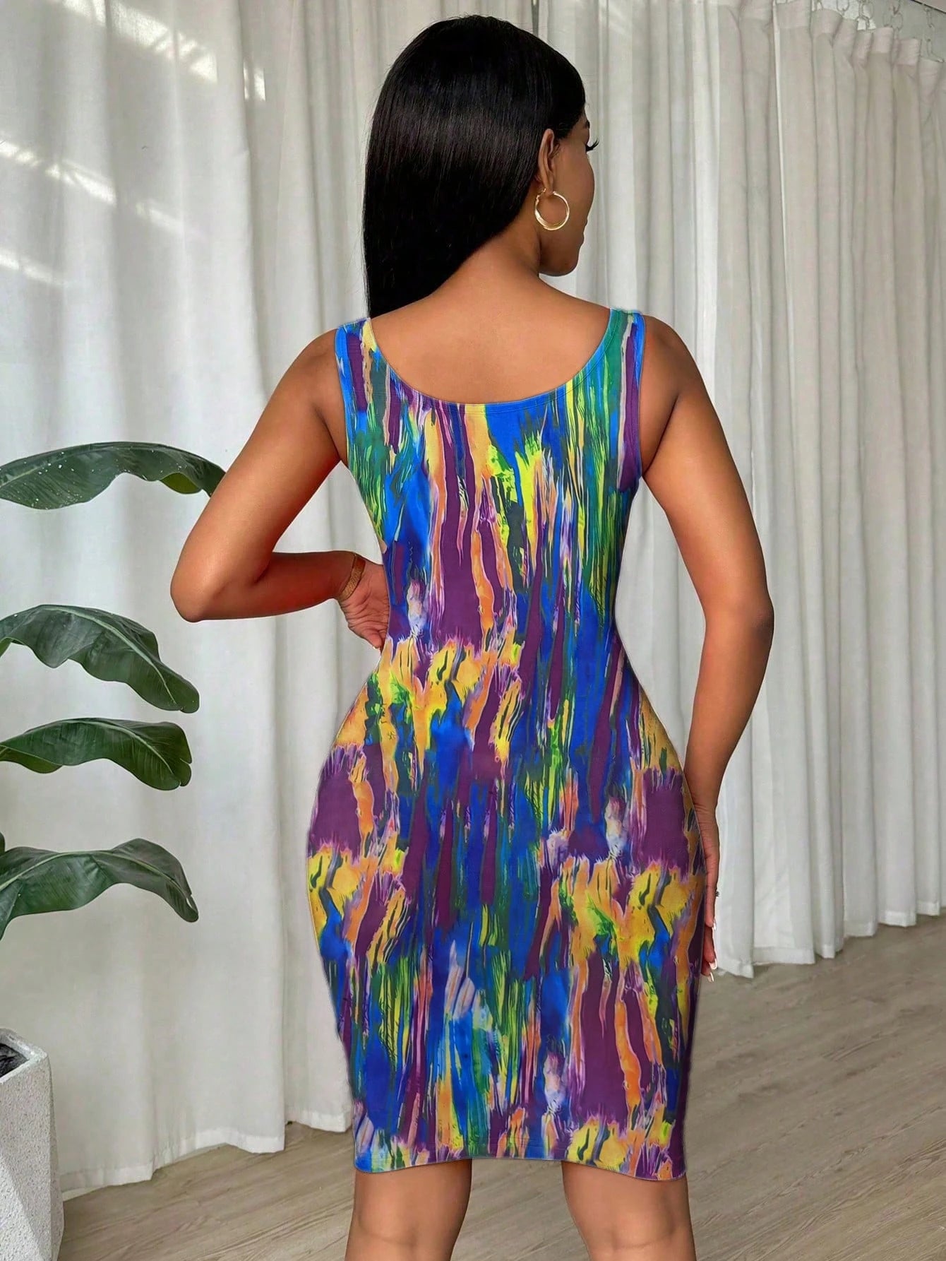 Eryvara Tie-Dye Pleated Slim Fit Sleeveless Bodycon Dress