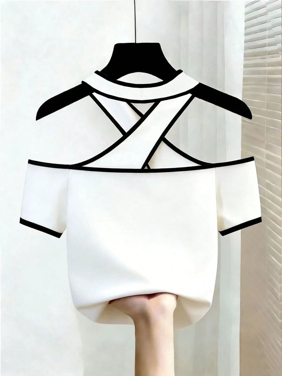 Women's Contrast Trim Off Shoulder Fashion Elegant T-Shirt