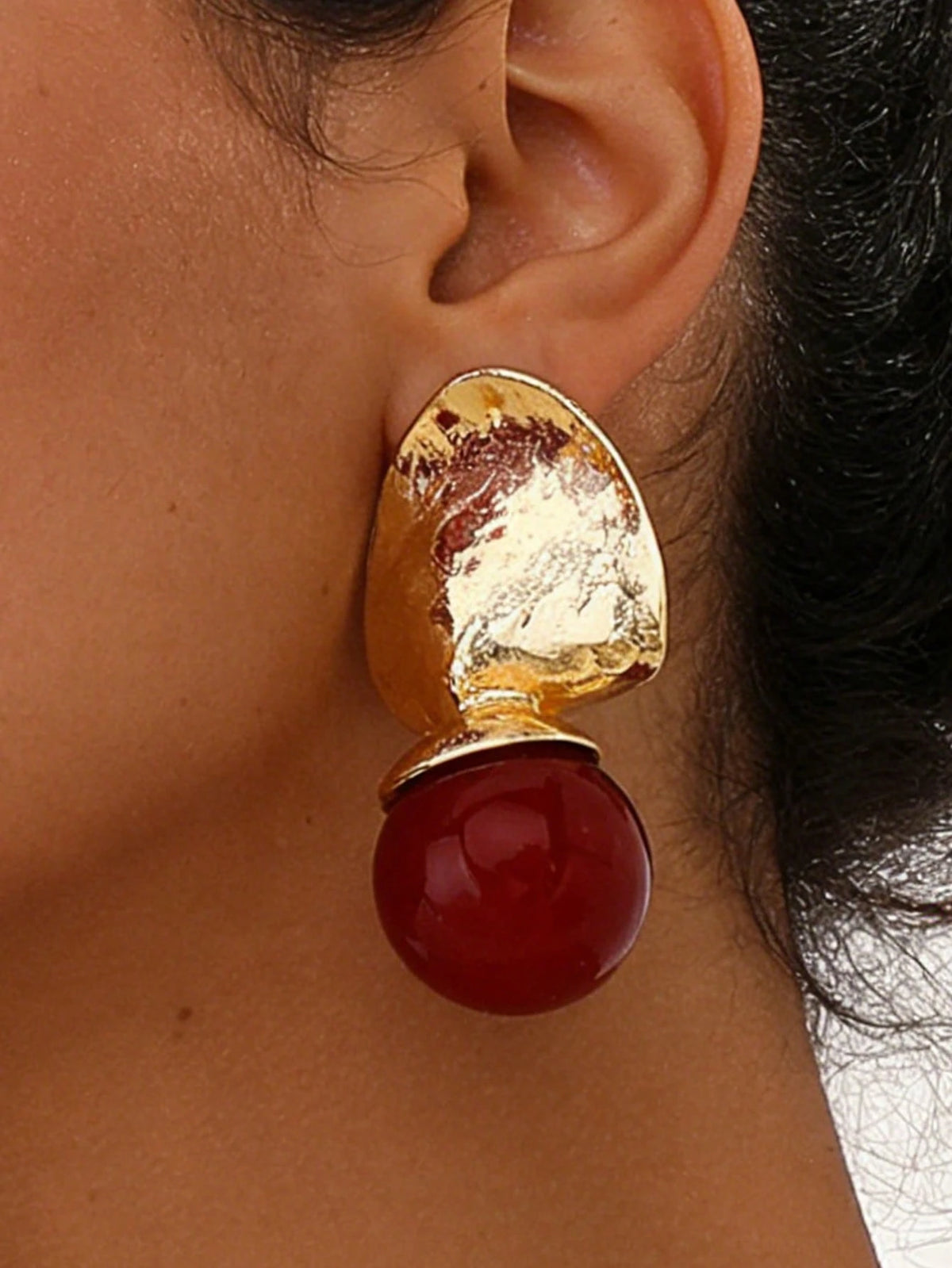 Women's Asymmetrical Red Bead Geometric Pendant Earrings