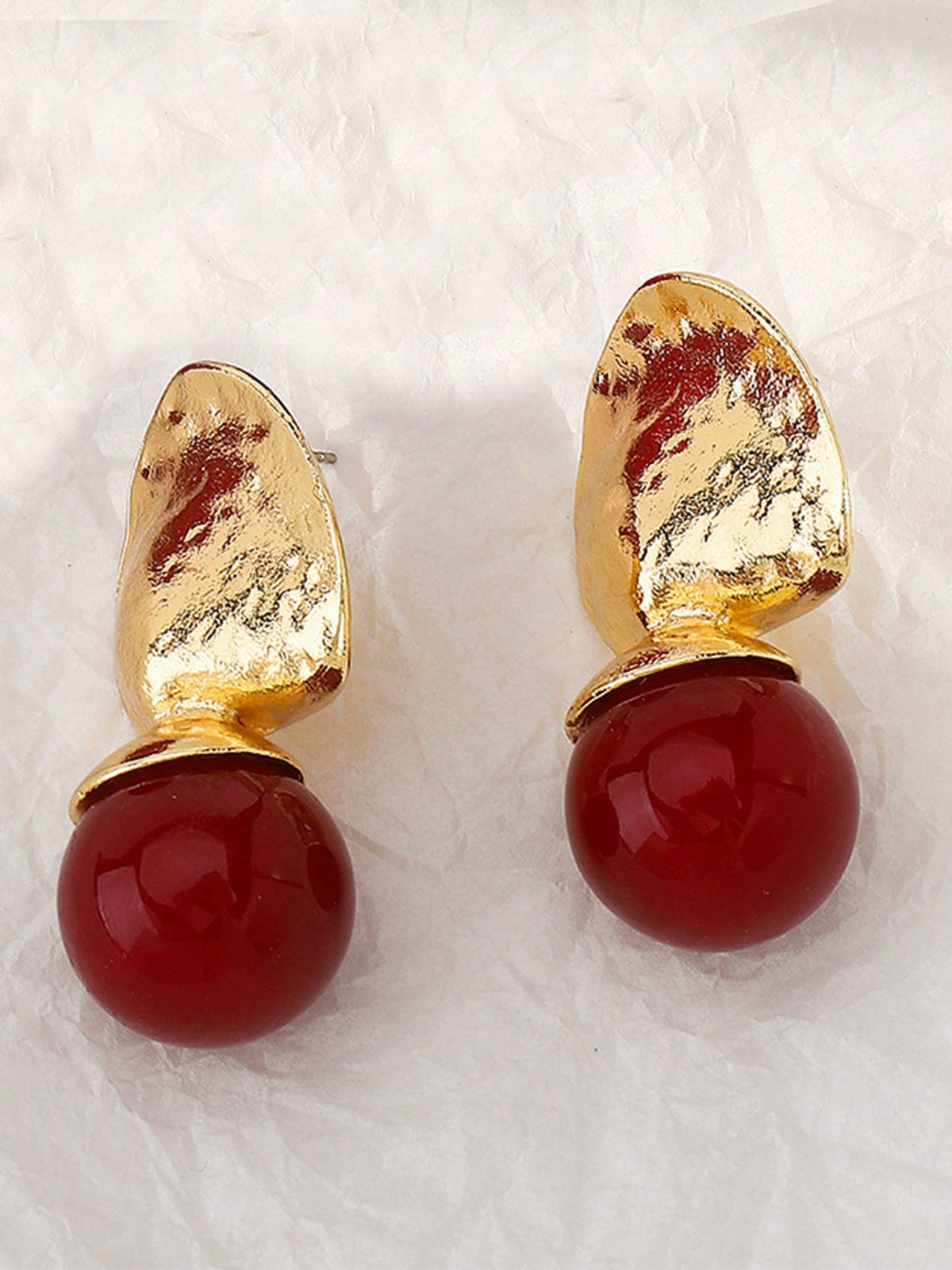 Women's Asymmetrical Red Bead Geometric Pendant Earrings