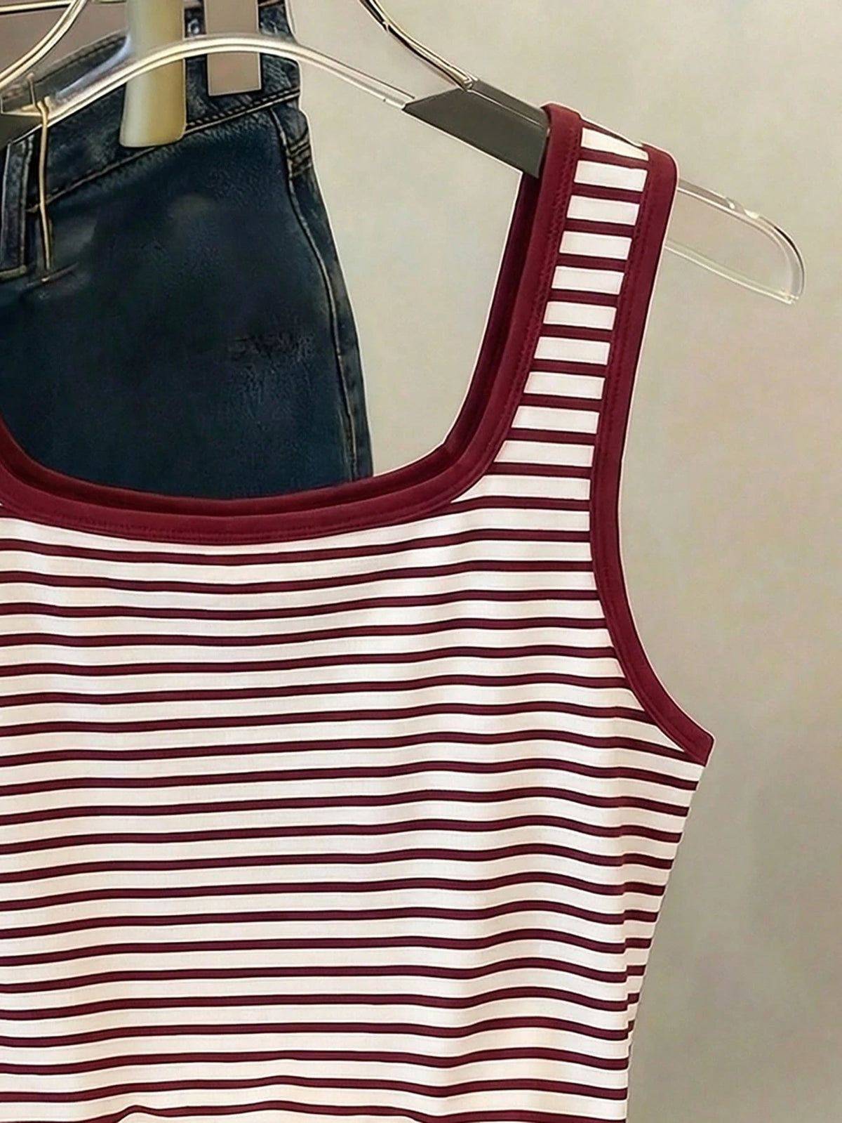 Women's Contrast Collar Trim Summer Basic Camisole Top