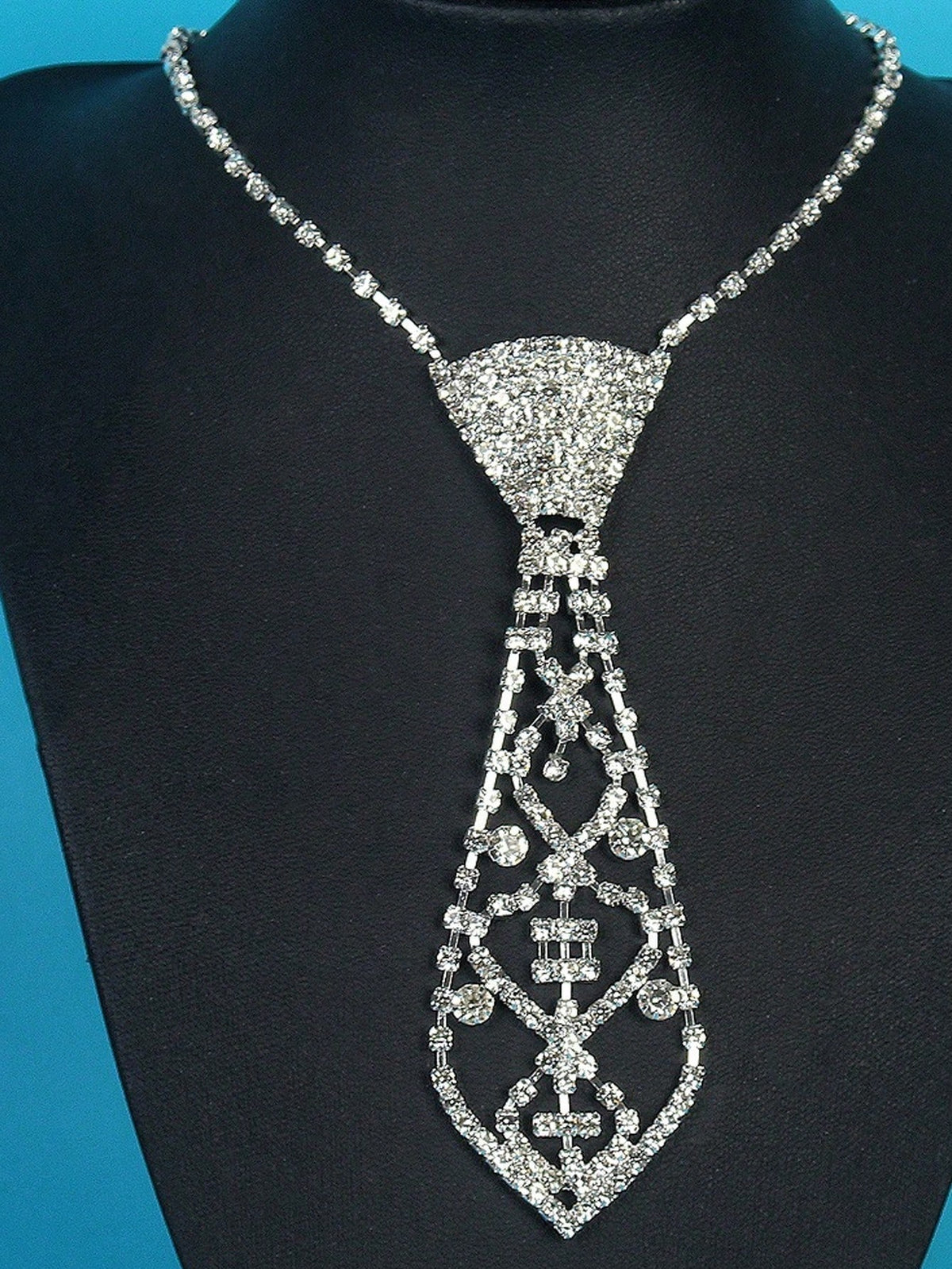 Women's Fashion Arrow Pointed Silver Casual Necktie