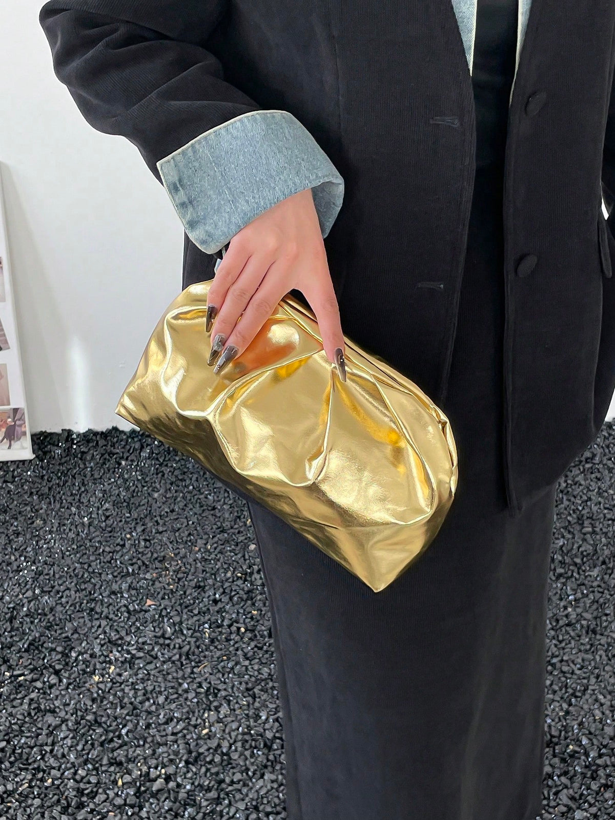Women's Retro Minimalist Pleated Ruched Handbag