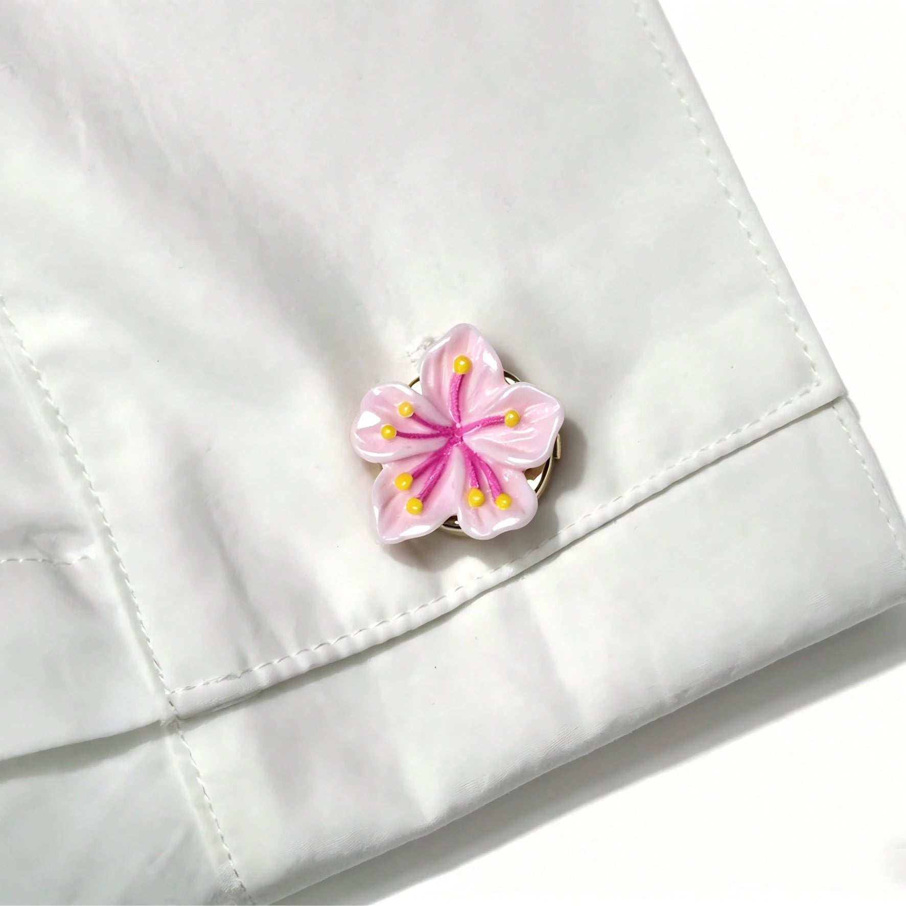 Women's Cute Sakura Pattern Detachable Shirt Button Covers