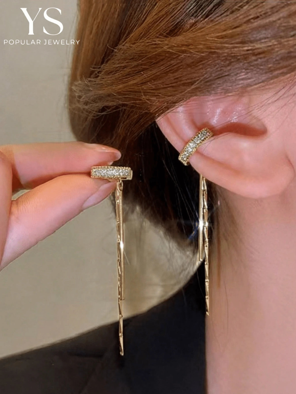 Women's Elegant Yellow Gold Rhinestone Tassel Clip-On Earrings