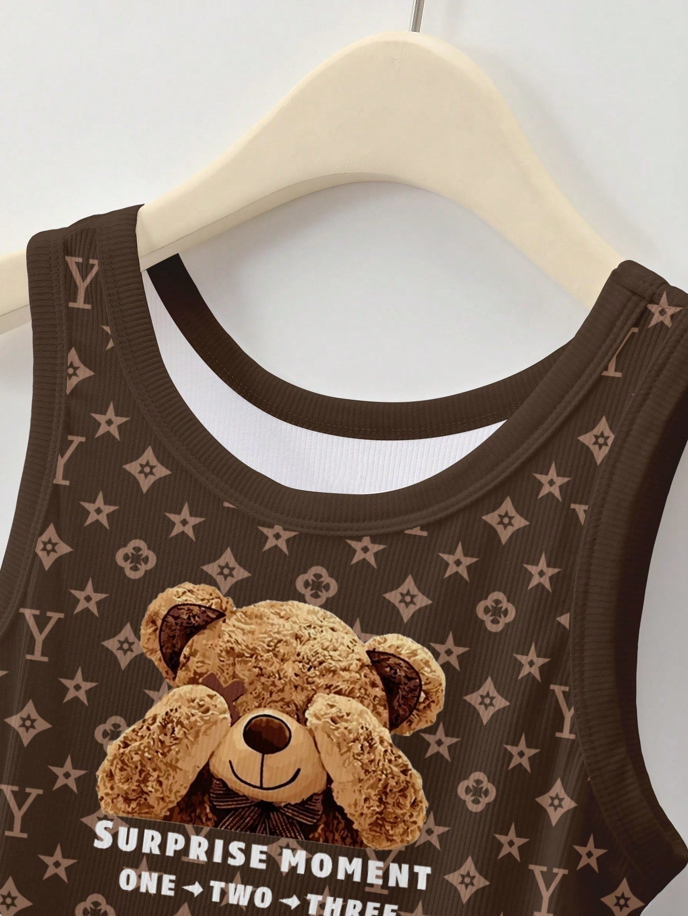 Women's Bear Floral Print Round Neck Slim Fit Crop Tank Top