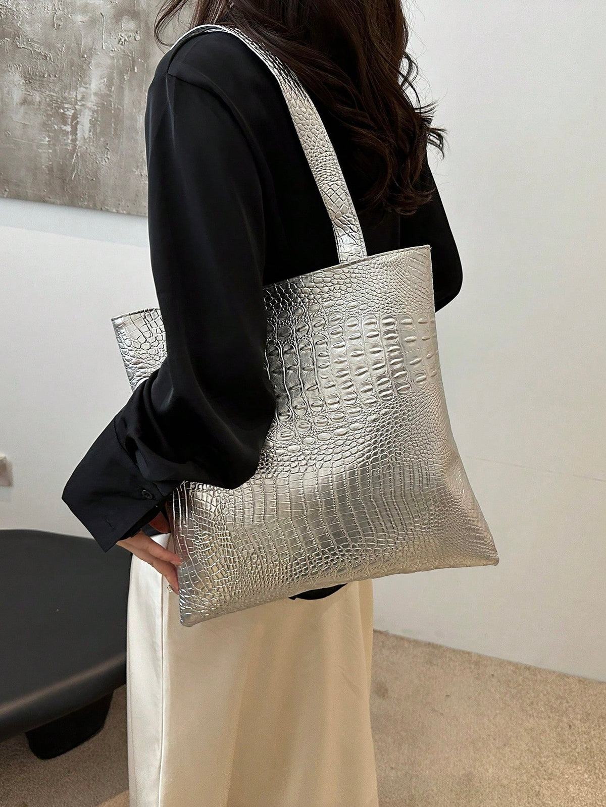Women's Large Capacity Crocodile Embossed PU Leather Shoulder Tote Bag