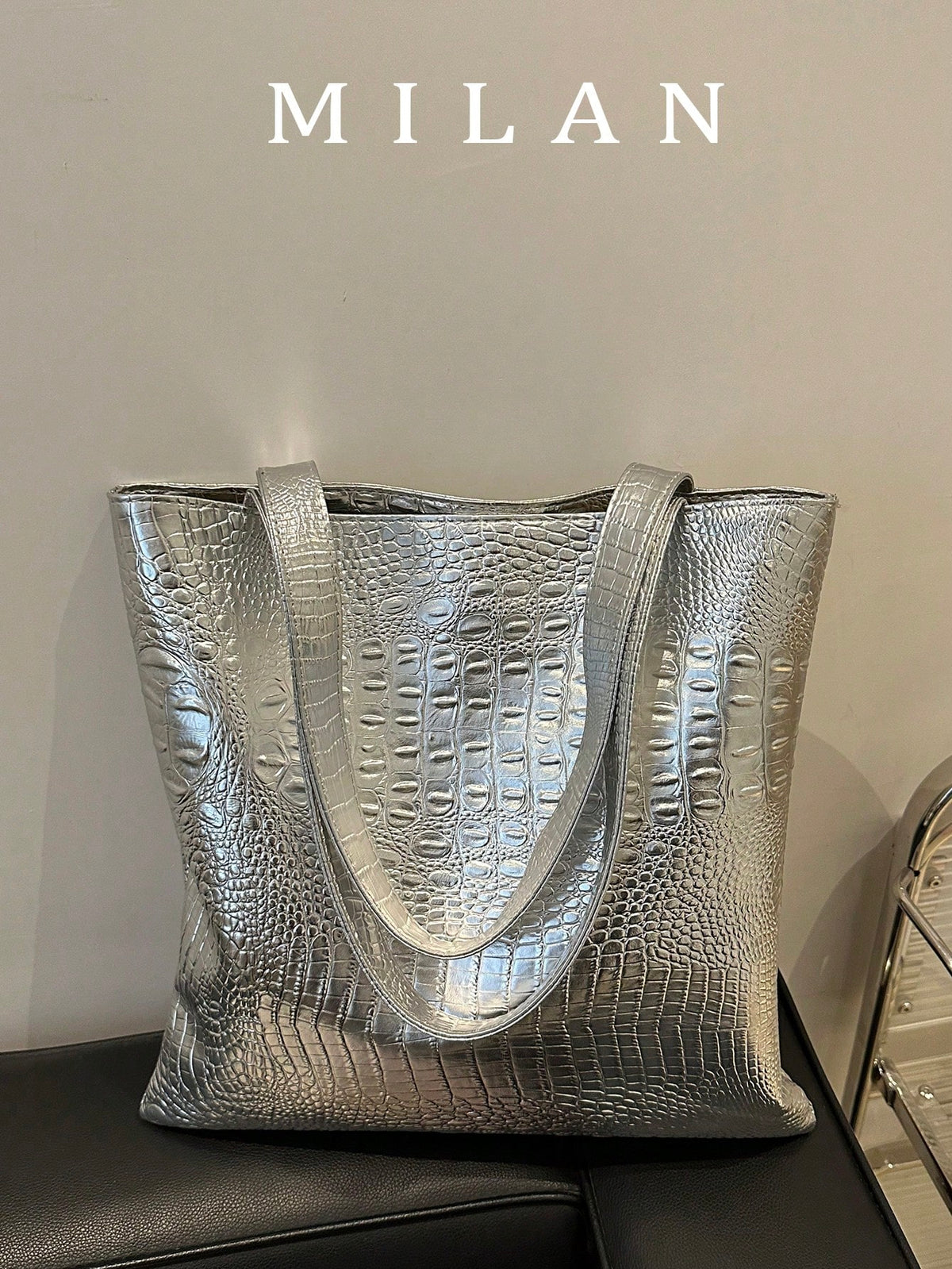 Women's Large Capacity Crocodile Embossed PU Leather Shoulder Tote Bag