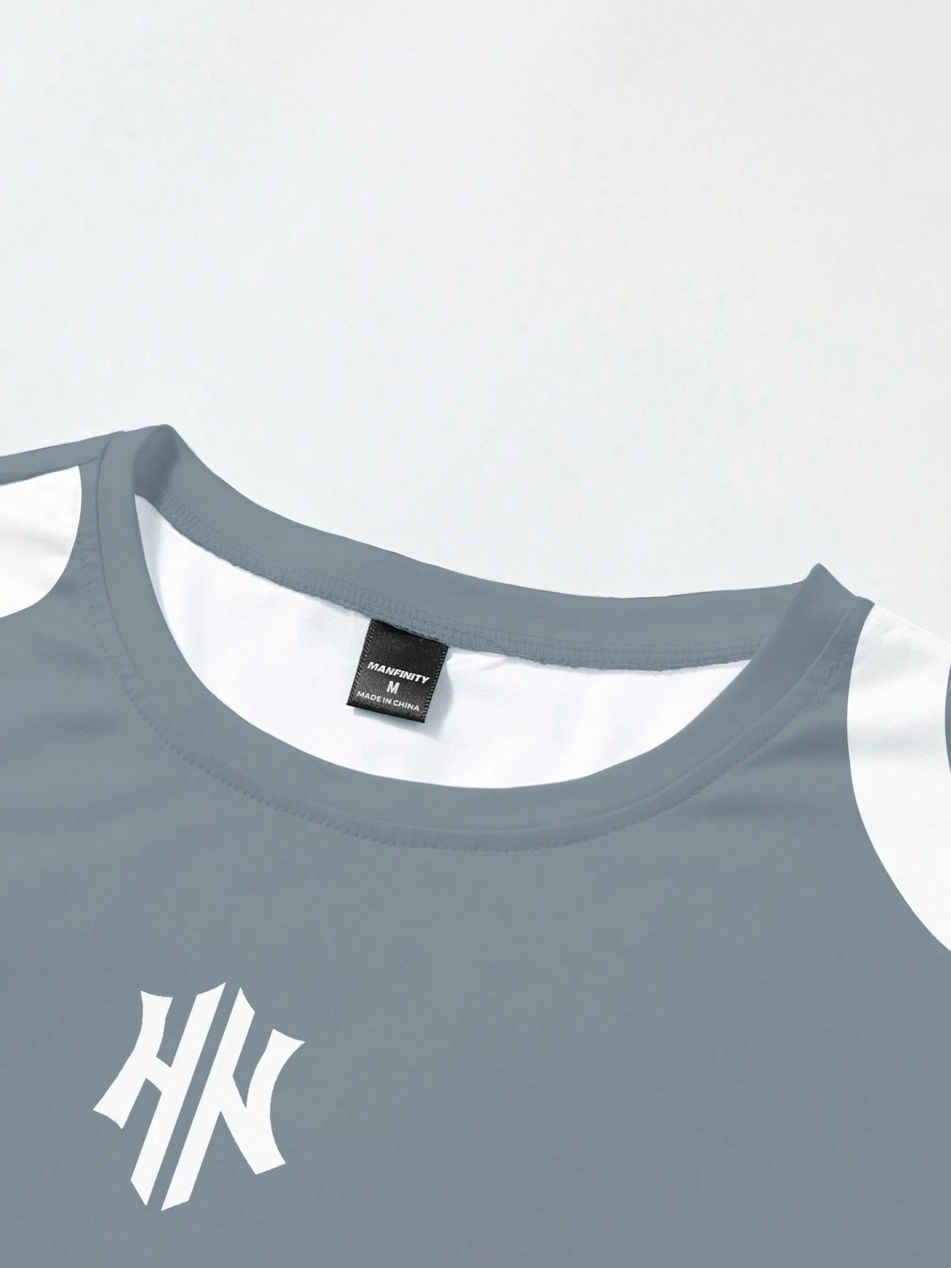 Men's Asymmetrical Colorblock Letter Print Round Neck Short Sleeve T-Shirt