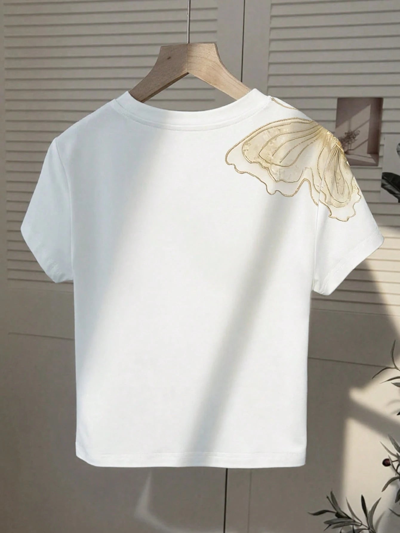 Women's 3D Butterfly Print Round Neck Short Sleeve T-Shirt