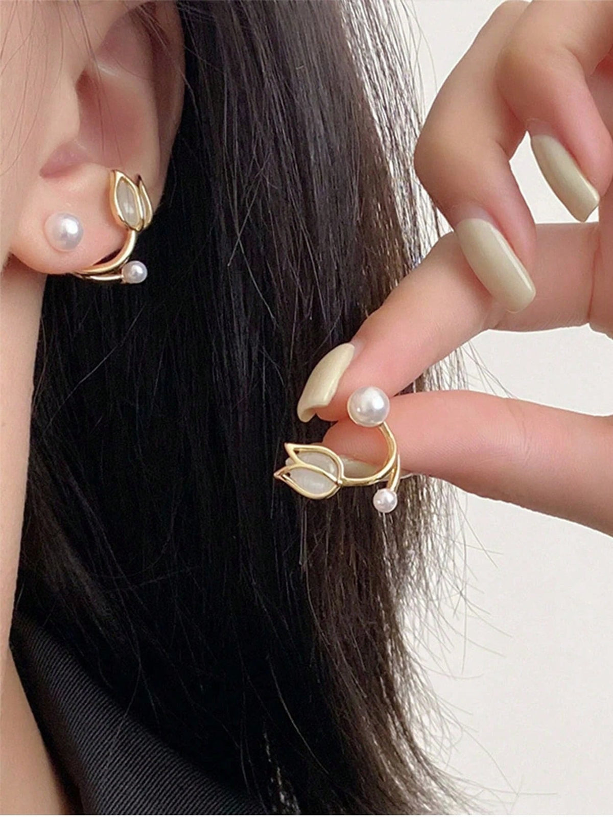 Girls' Sweet Pink Tulip Flower Stud Earring Set