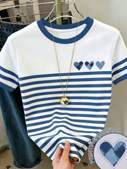 Women's Round Neck Heart Print Casual T-Shirt
