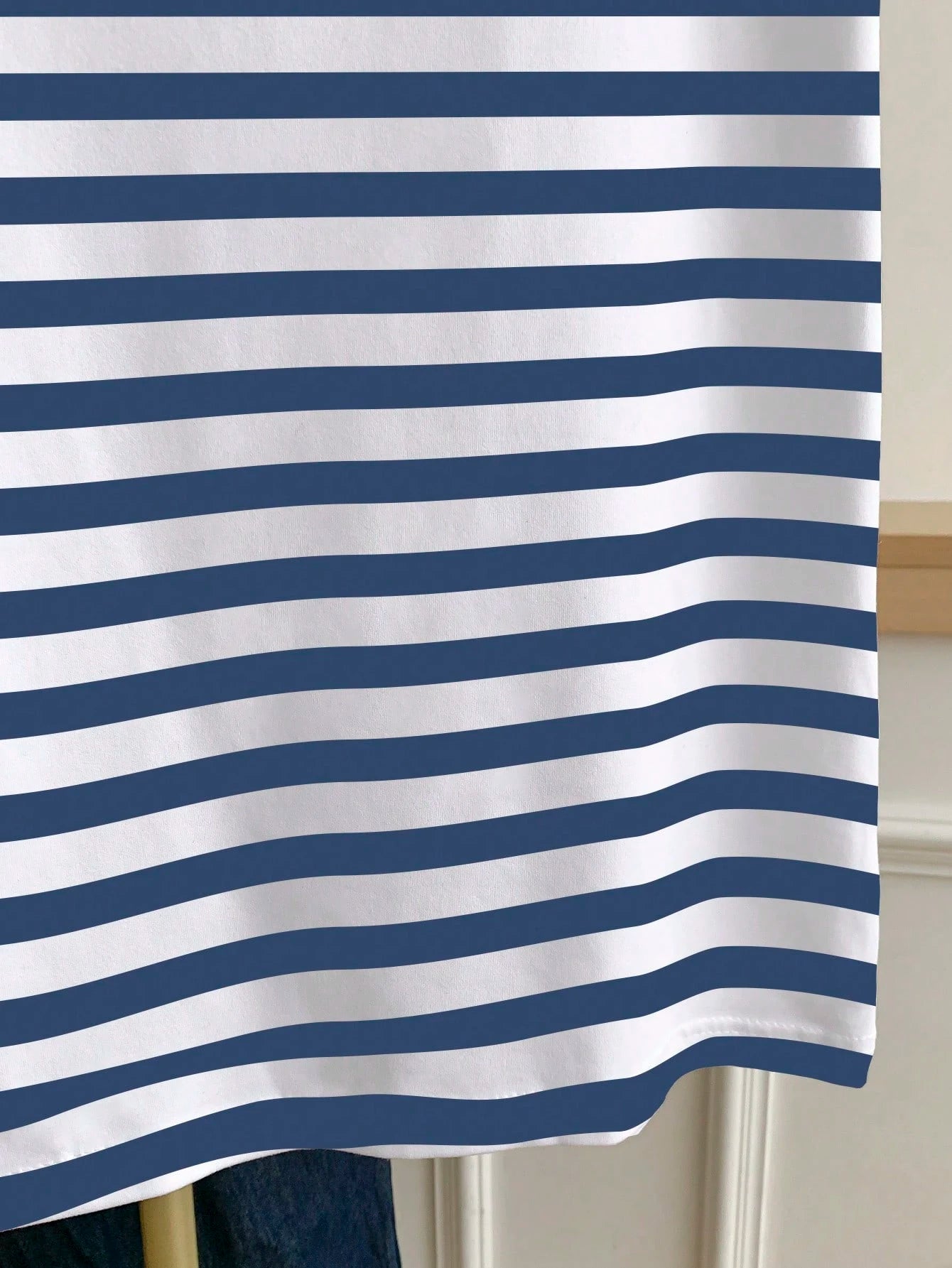 Women's Round Neck Heart Print Casual T-Shirt