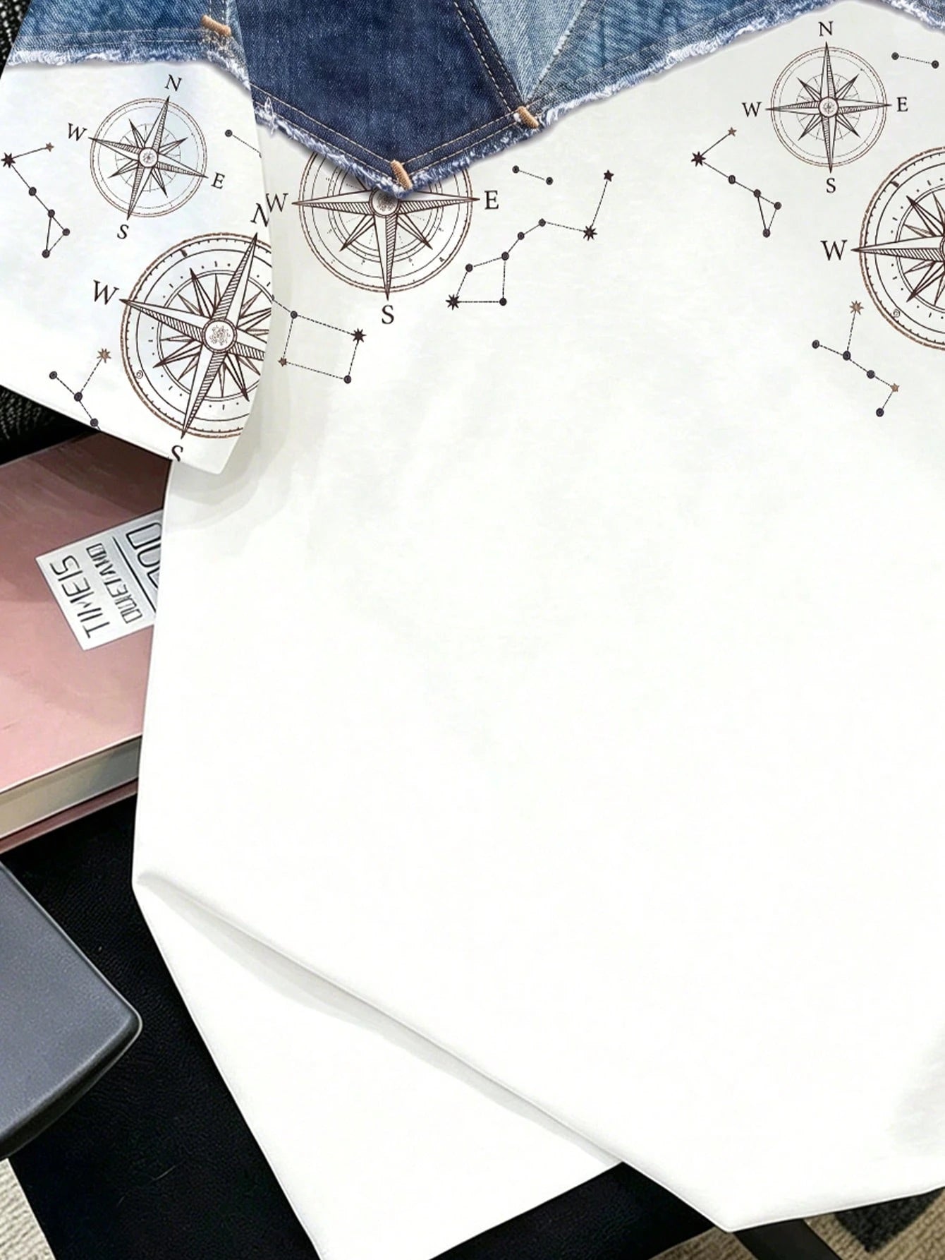 Manfinity Joysei Men's Faux Denim Patchwork Compass Print T-Shirt Blue