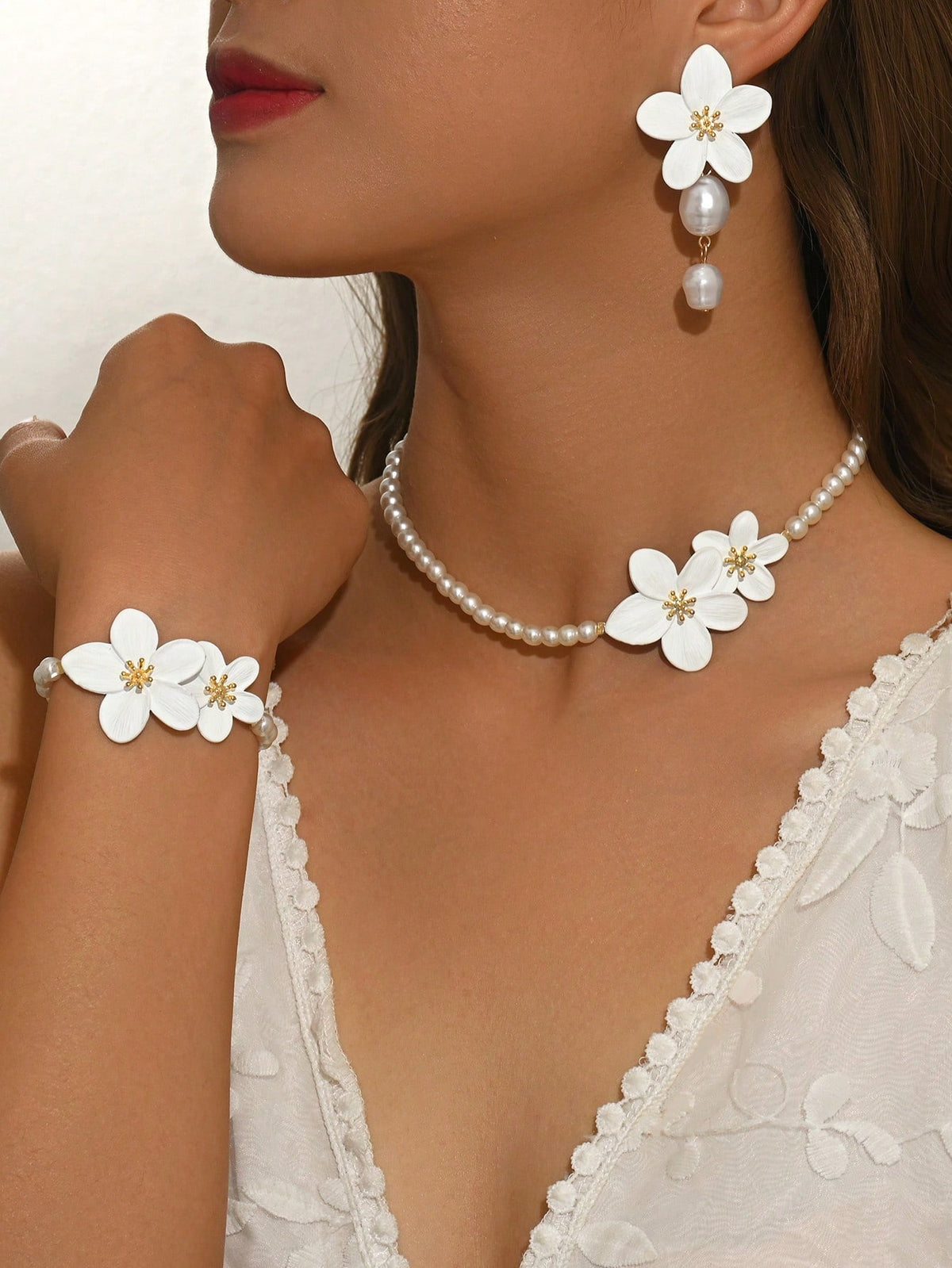 Women's Bohemian White Flower Jewelry Set