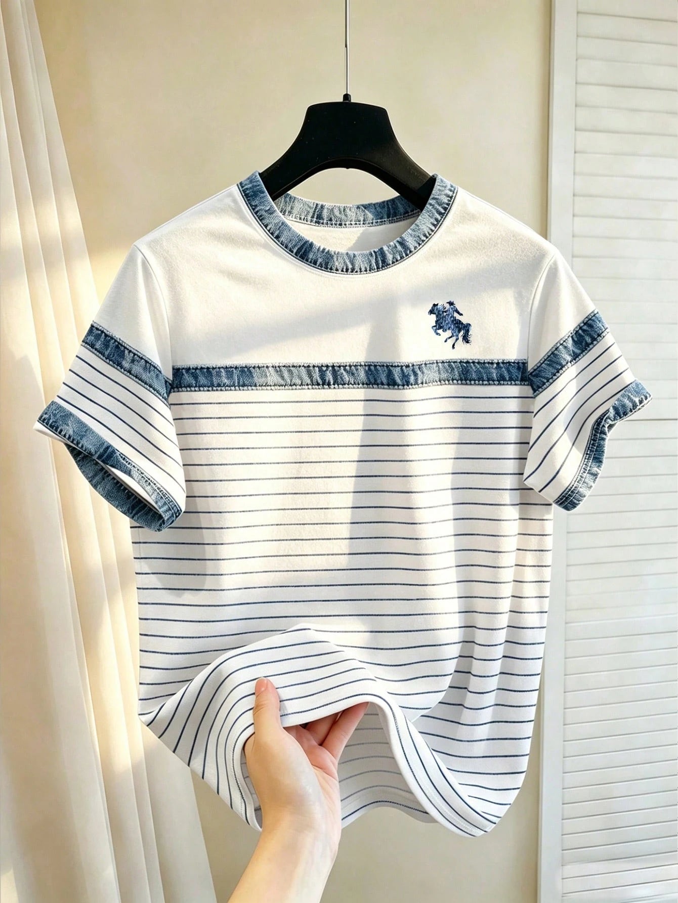 Manfinity Hypemode Men's Striped T-Shirt Retro Short Sleeve Blue White