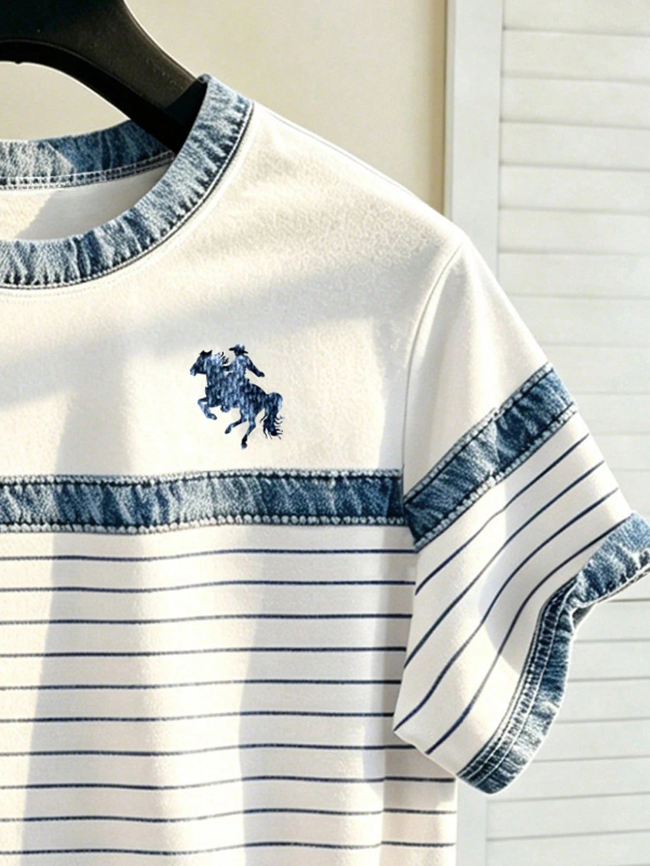 Manfinity Hypemode Men's Striped T-Shirt Retro Short Sleeve Blue White